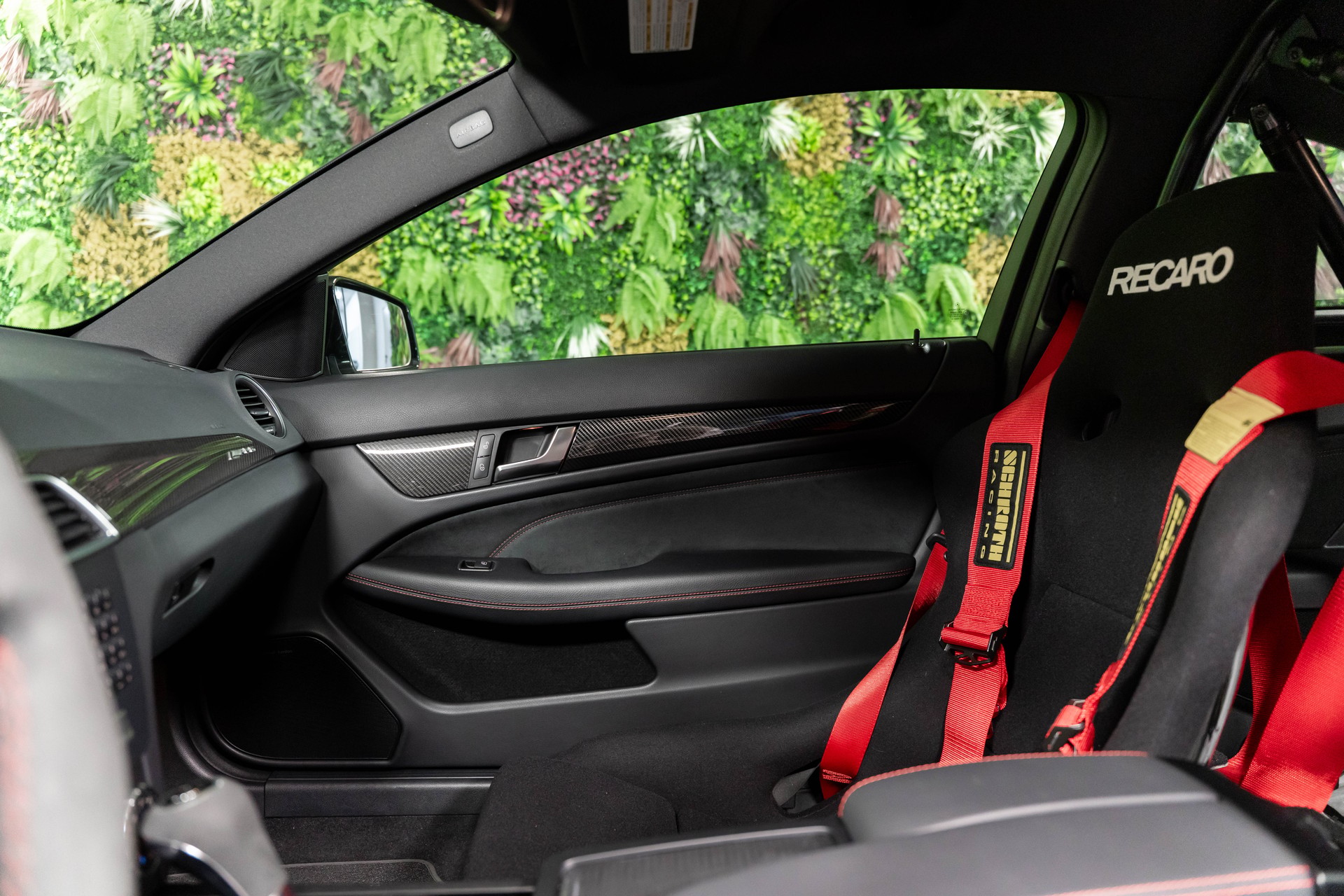 MERCEDES-BENZ C 63 Coupé AMG Black Series Speedshift MCT 517 PS-image-13