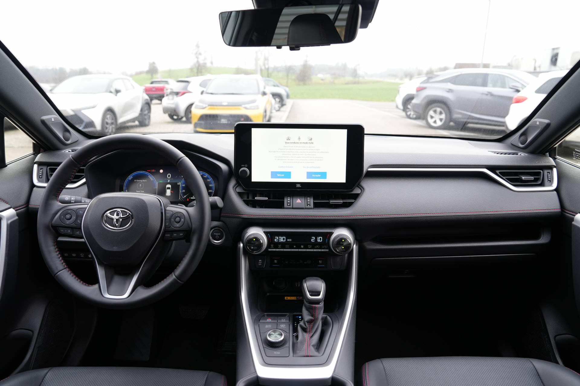 TOYOTA RAV-4 2.5 Plug-In-Hybrid Platinum-image-11