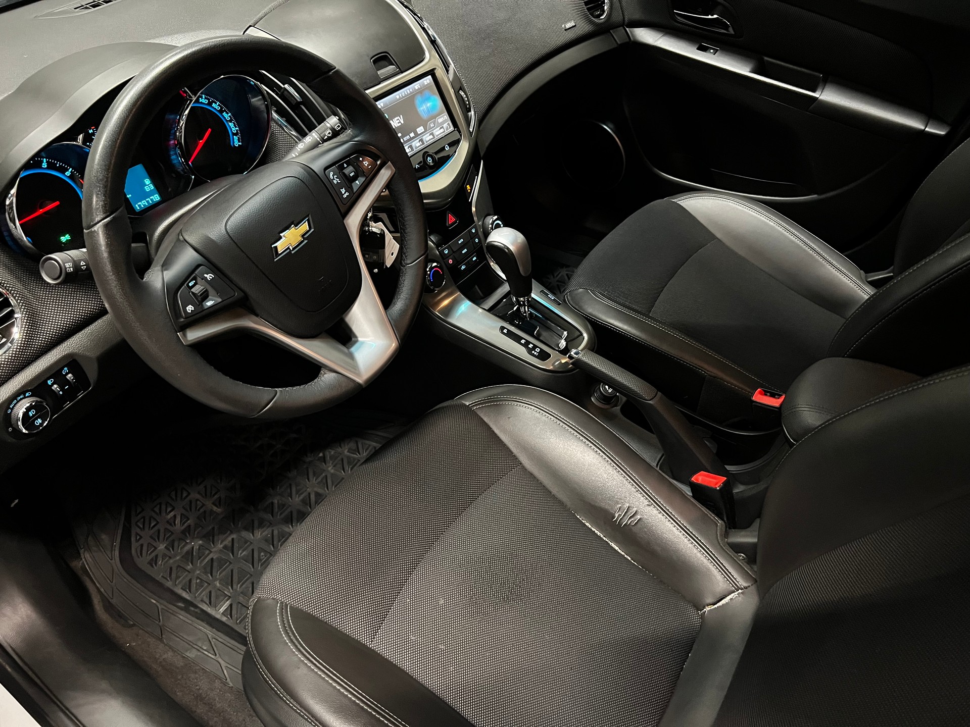 CHEVROLET Cruze 1.8 LTZ Automatic-image-13