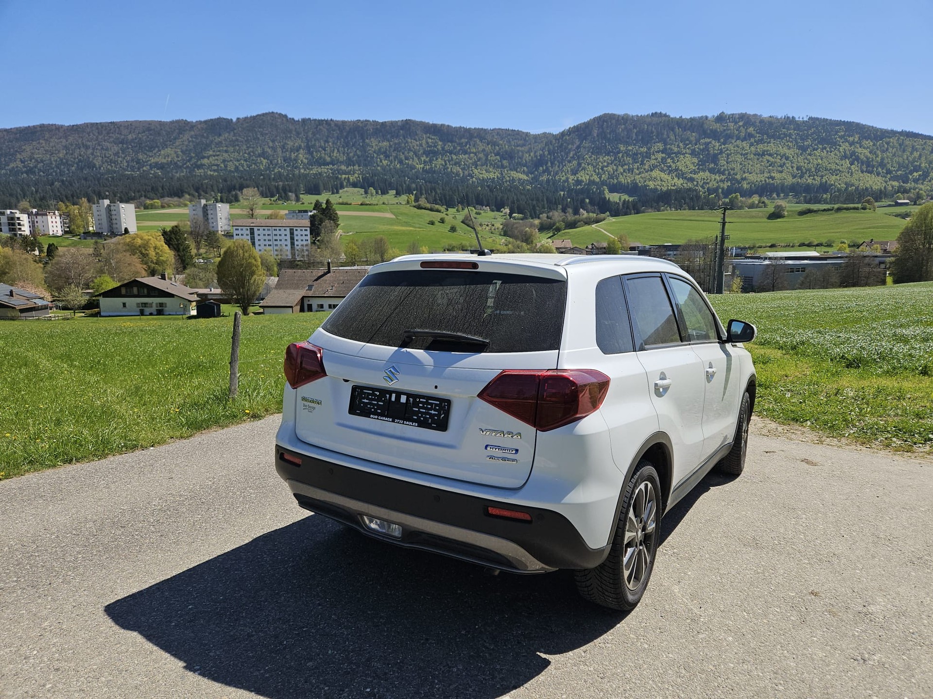 SUZUKI Vitara 1.4 Boosterjet Compact + Hybrid-image-1