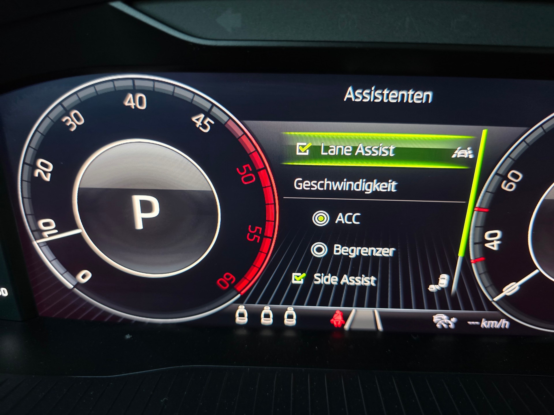 SKODA Superb Combi 2.0 TDi Ambition DSG*Frsch ab MFK"Frisch ab Service*-image-14