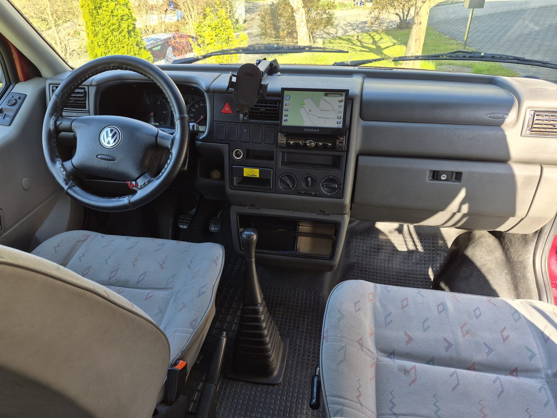 VW Transporter 2.5 TDI-image-3