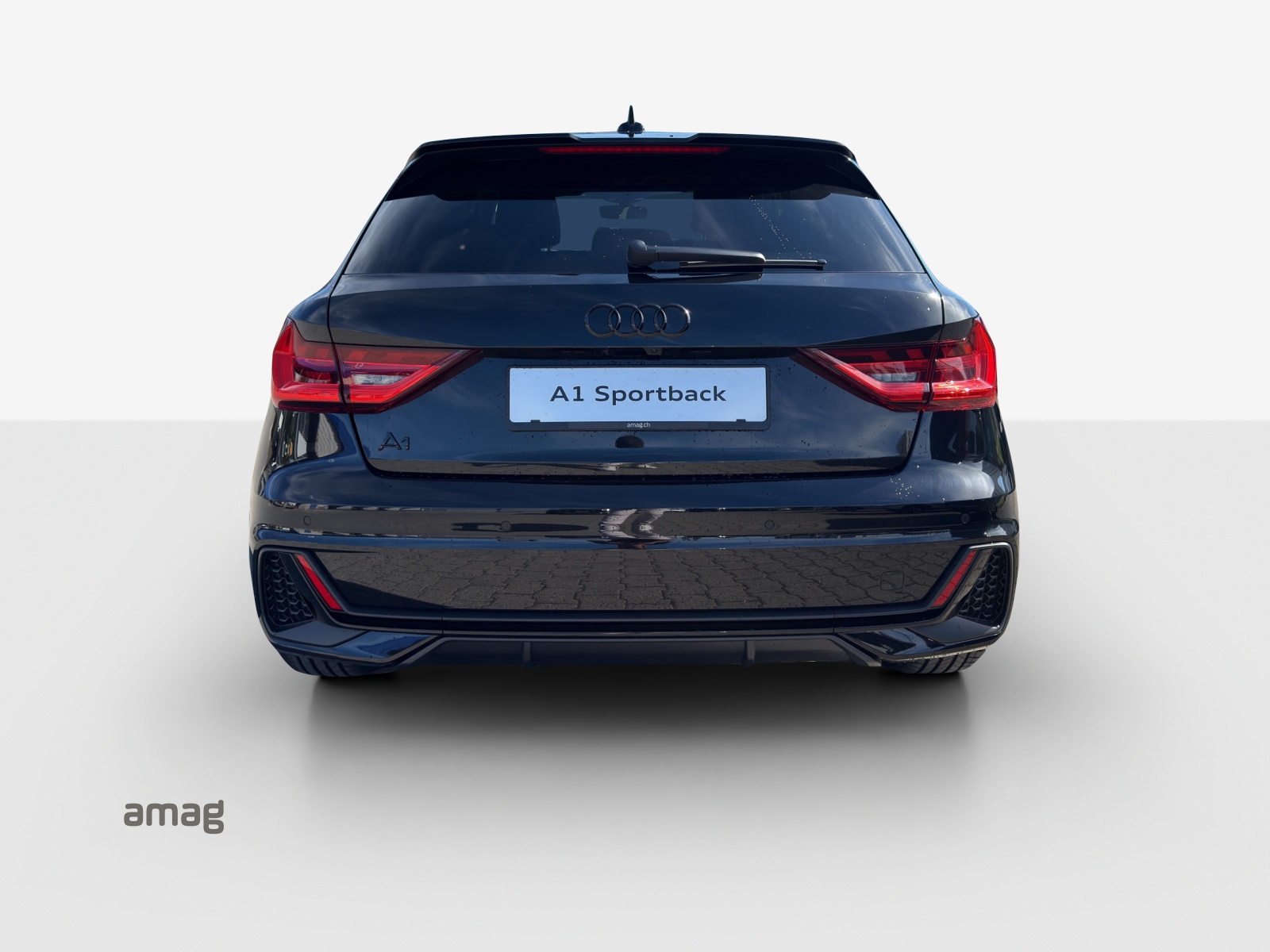 AUDI A1 Sportback 30 TFSI Attraction S-tronic-image-4