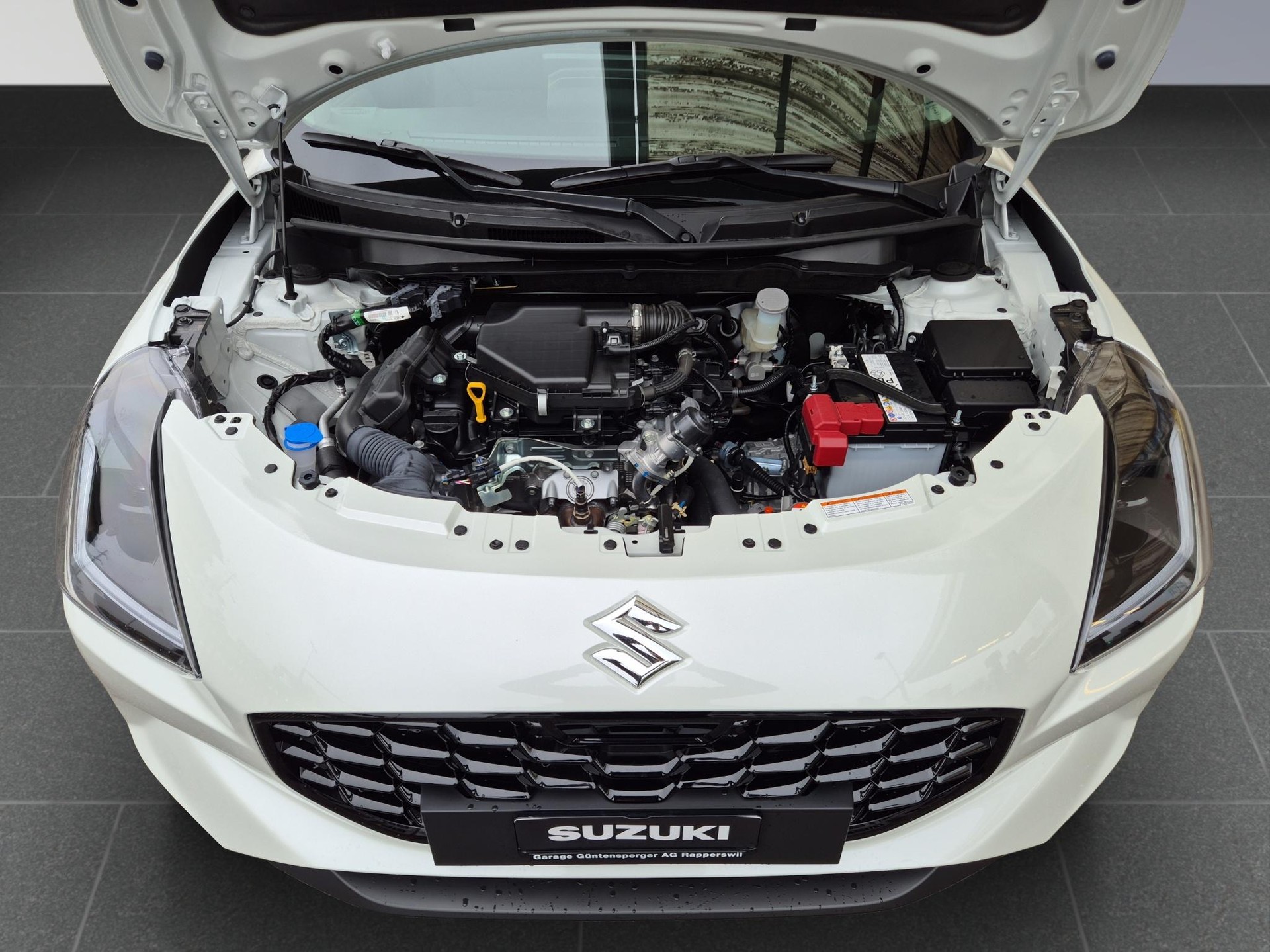 SUZUKI Swift 1.2 Compact Top Hybrid-image-19