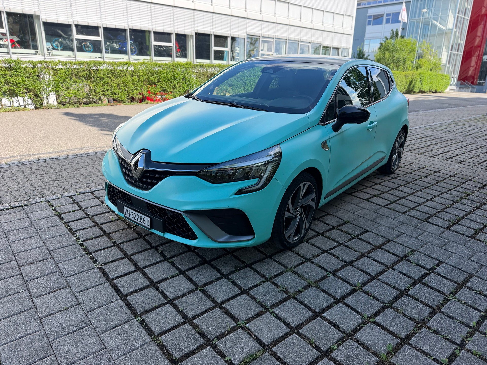 RENAULT Clio 1.6 E-Tech RS Line