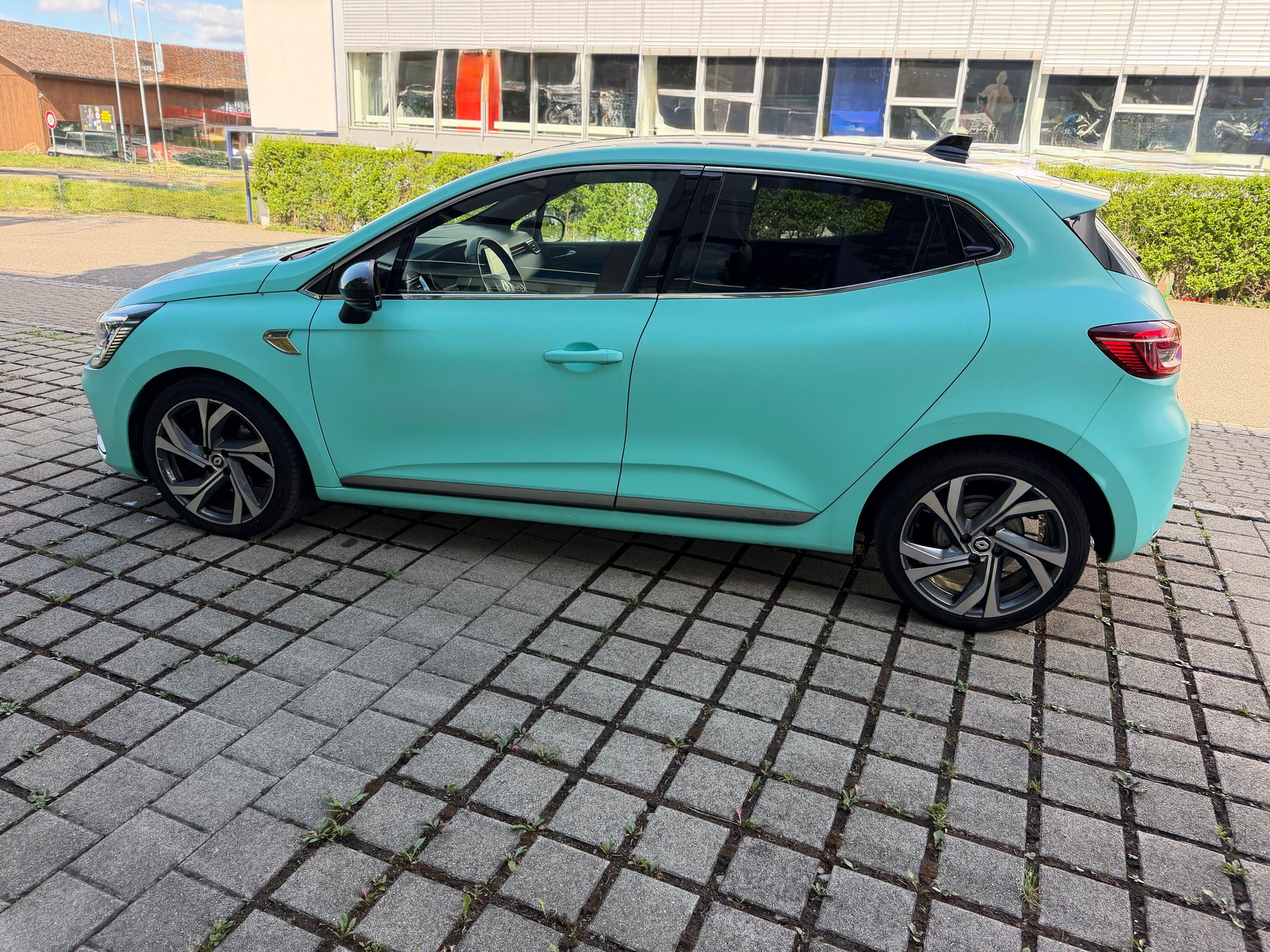 RENAULT Clio 1.6 E-Tech RS Line-image-7