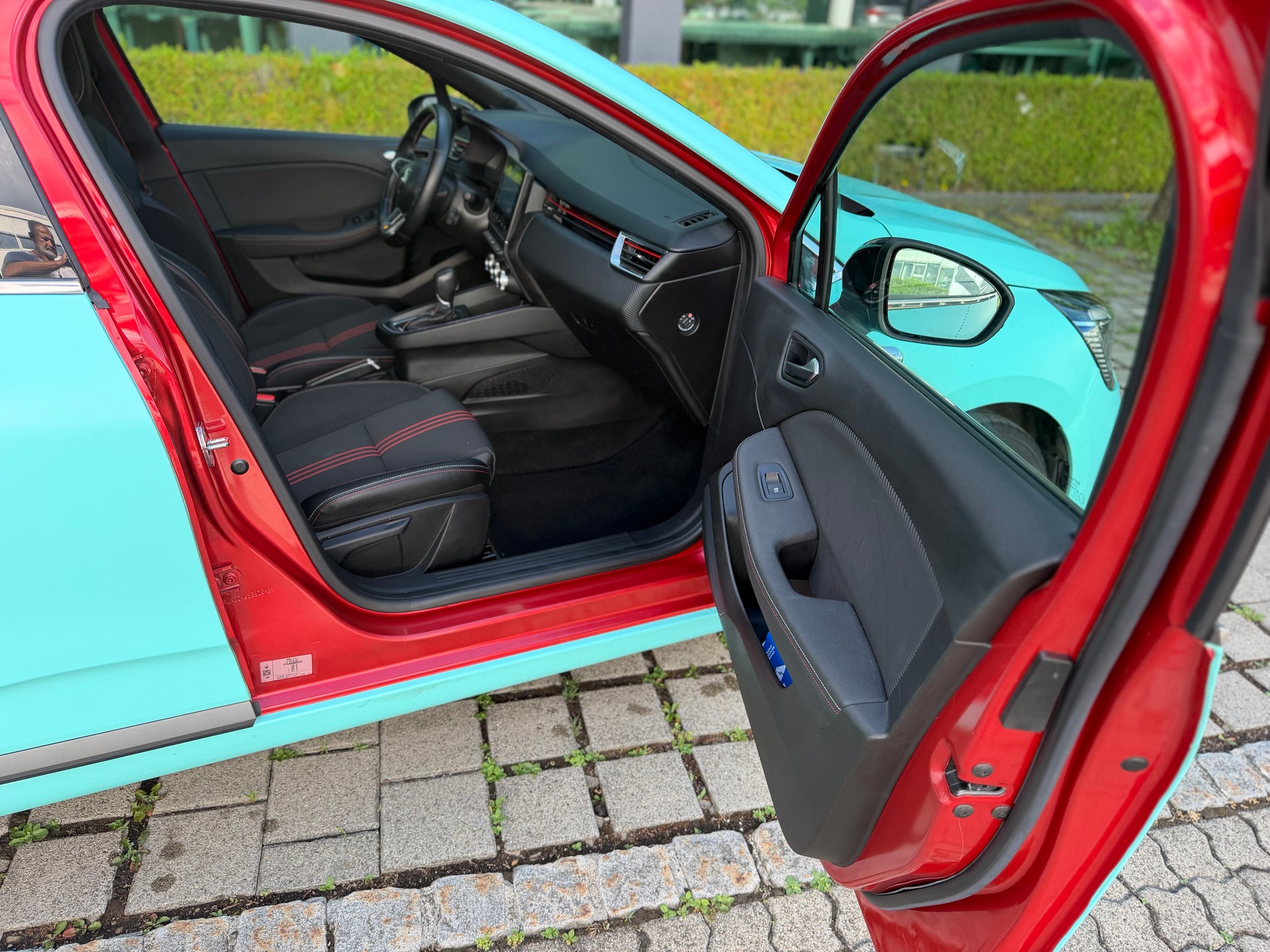 RENAULT Clio 1.6 E-Tech RS Line-image-12