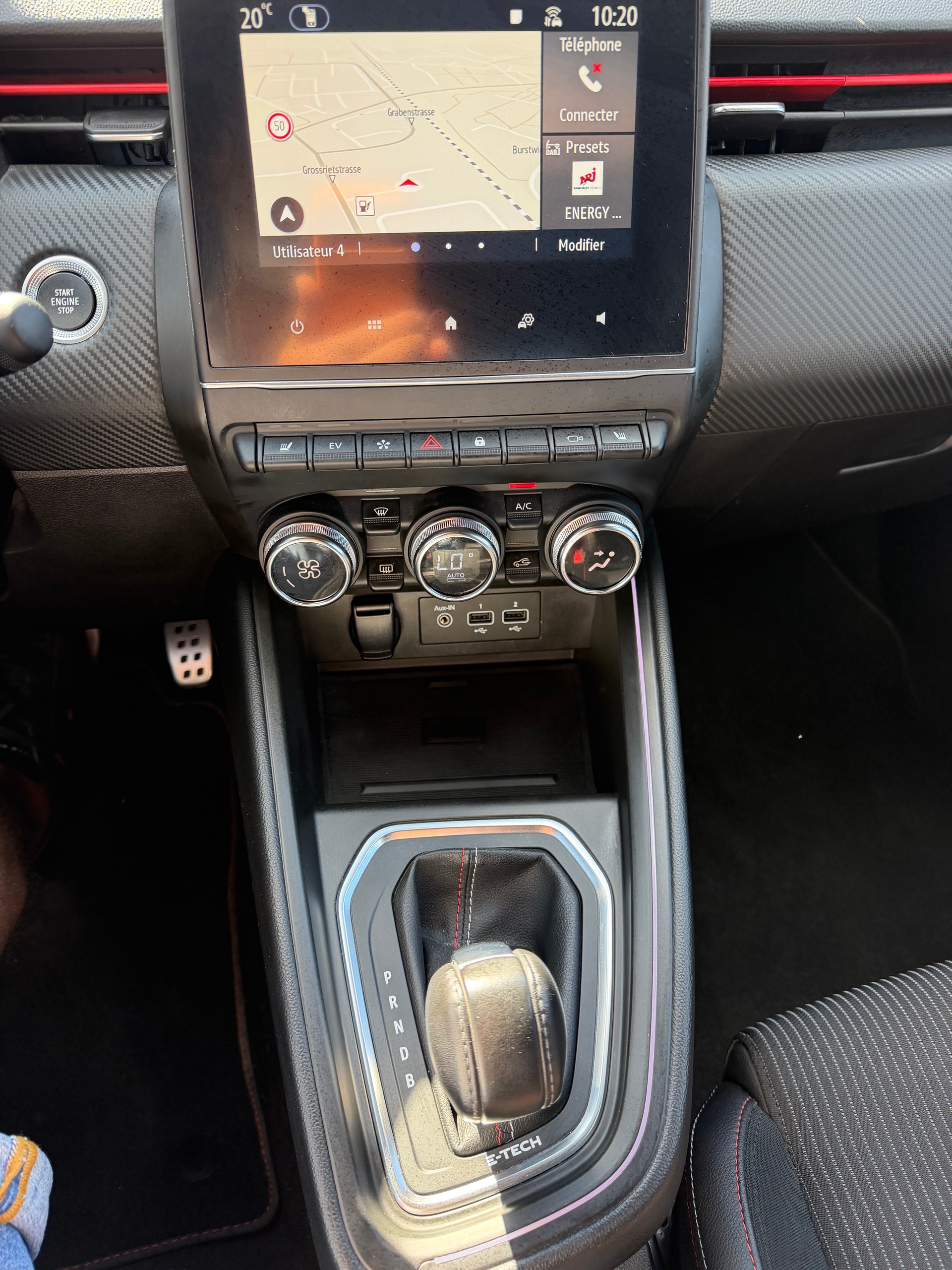 RENAULT Clio 1.6 E-Tech RS Line-image-23