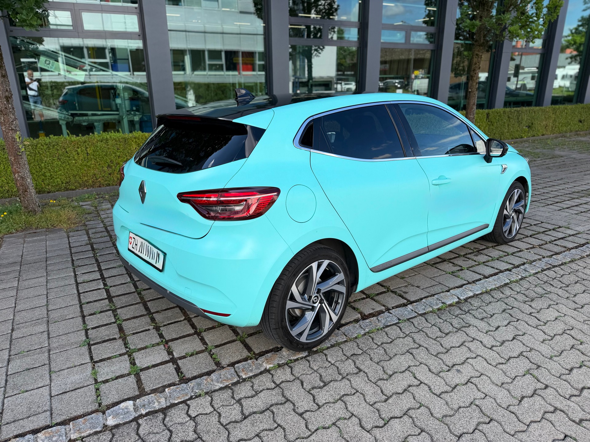 RENAULT Clio 1.6 E-Tech RS Line-image-4