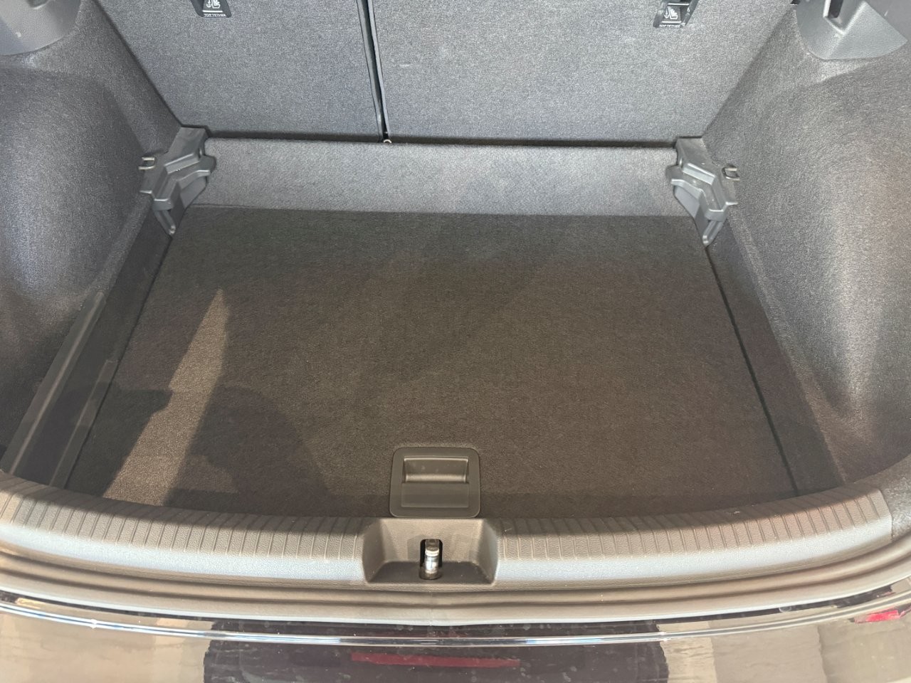 VW Taigo 1.5 TSI R-Line DSG-image-7