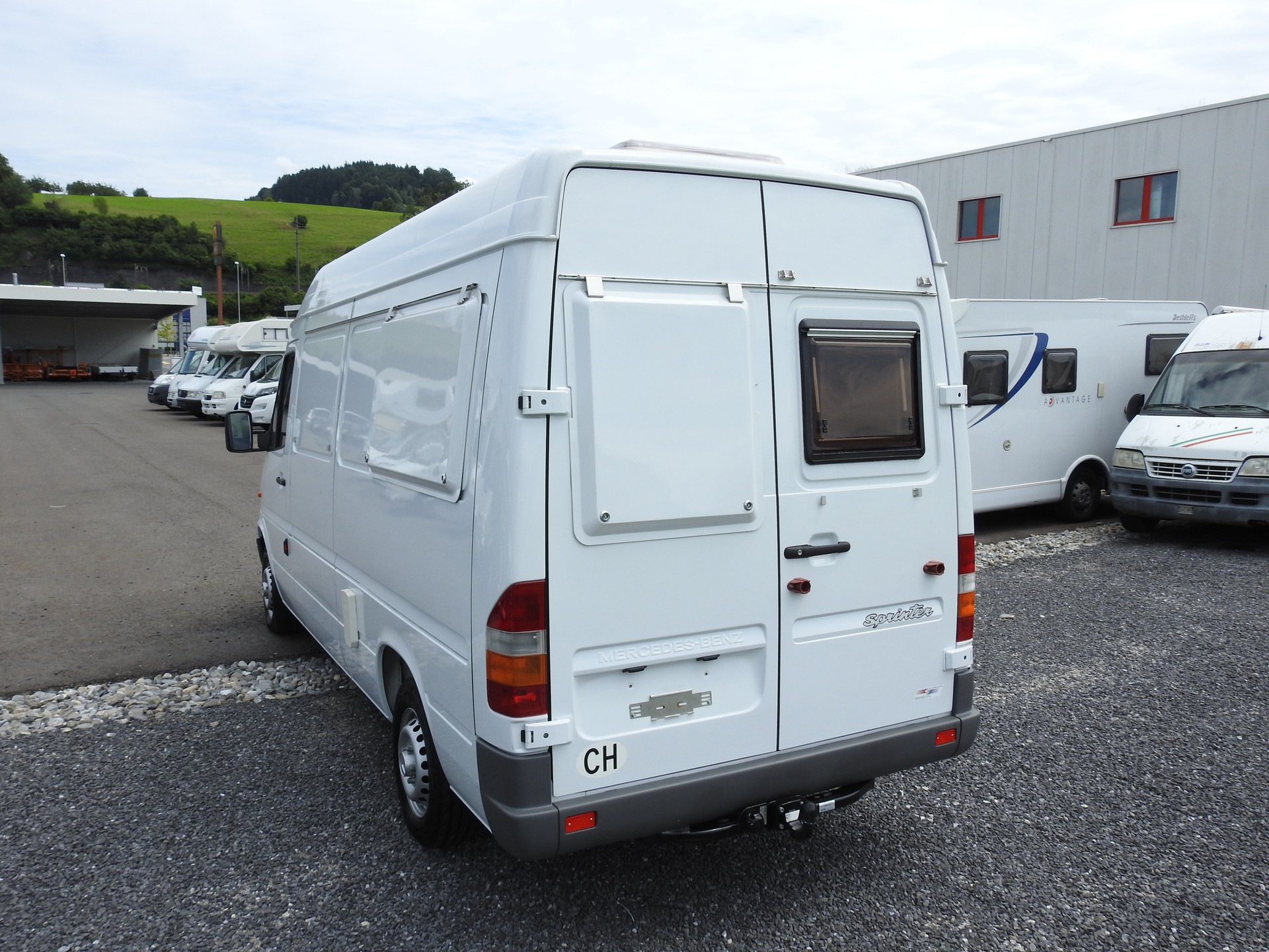MERCEDES-BENZ 214 Kaiser Motorhomes-showroom-element-3