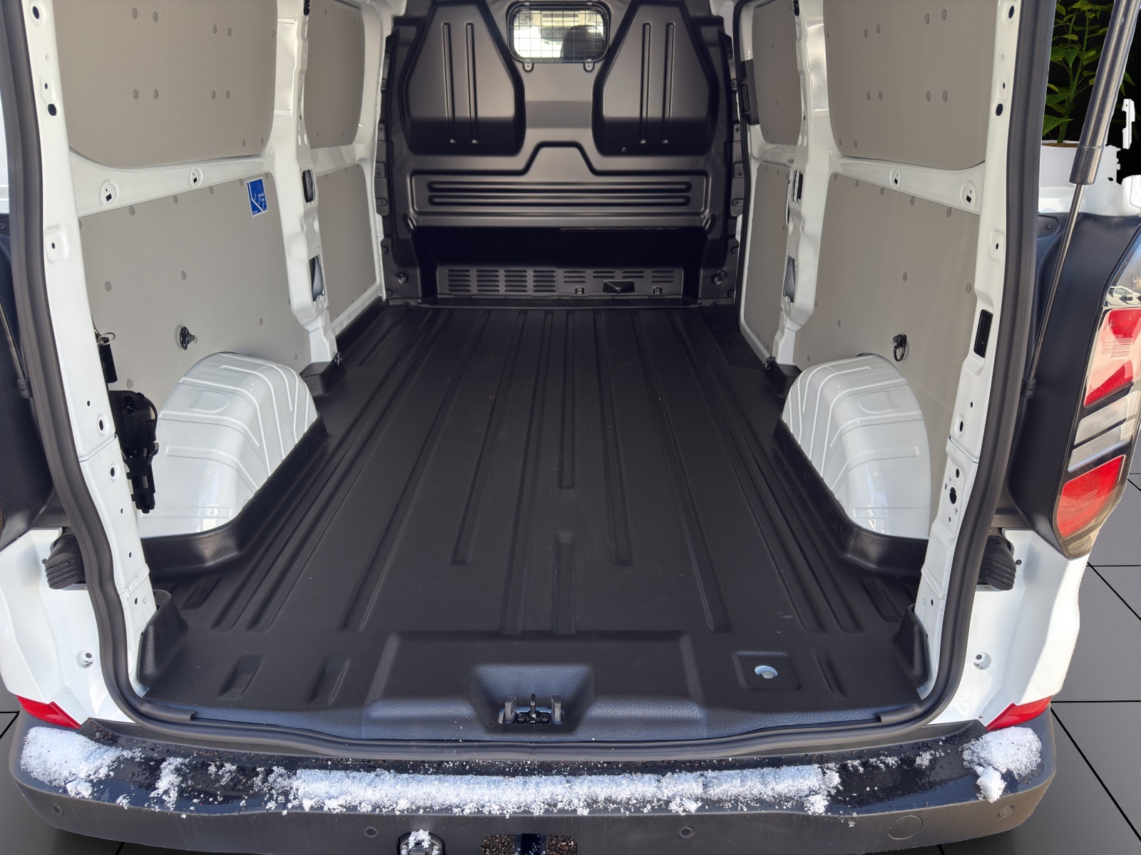 FORD Transit Custom Van 320 L2H1 Trend-image-8
