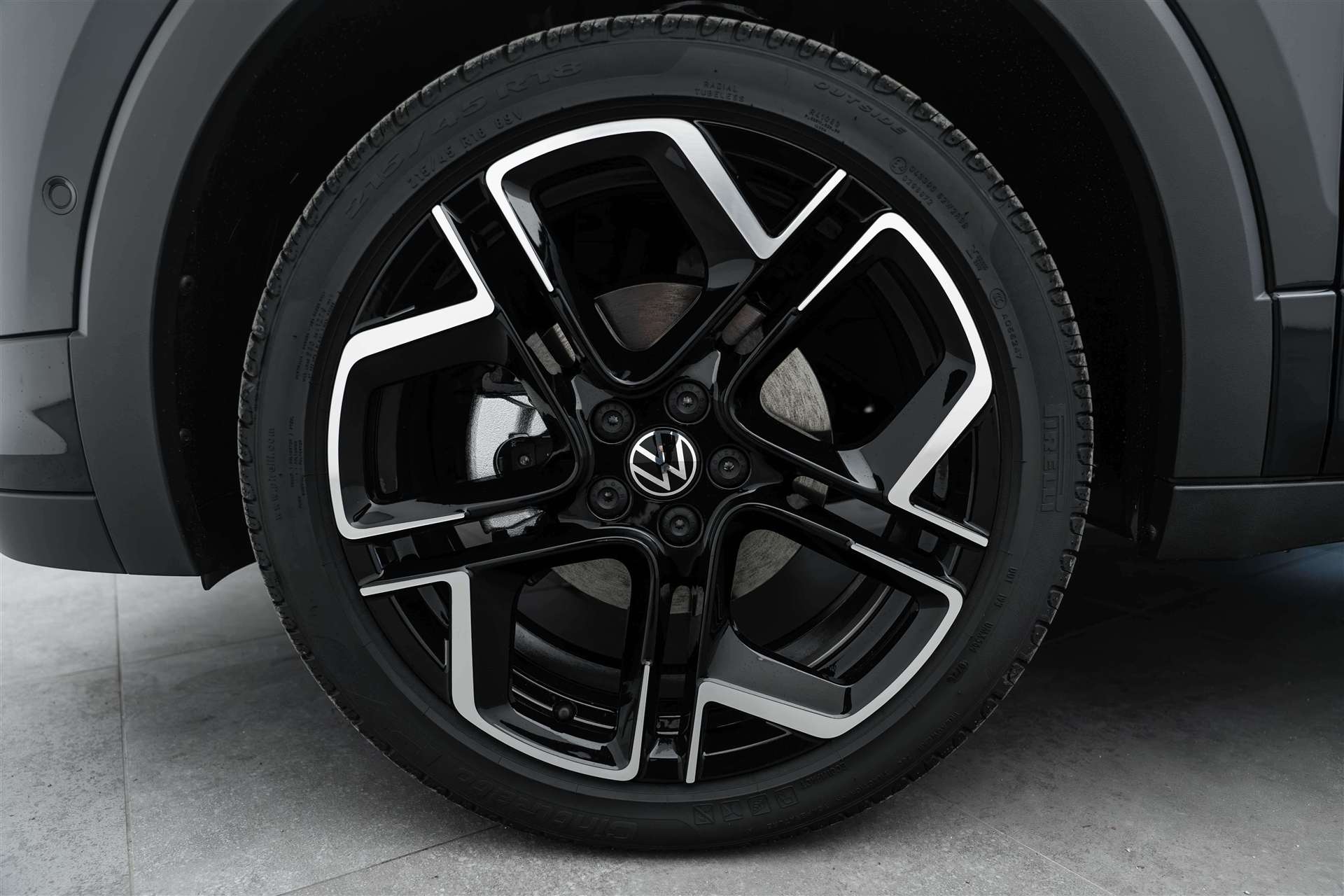 VW T-Cross 1.5 TSi EVO ACT R-Line DSG-Automat-image-5