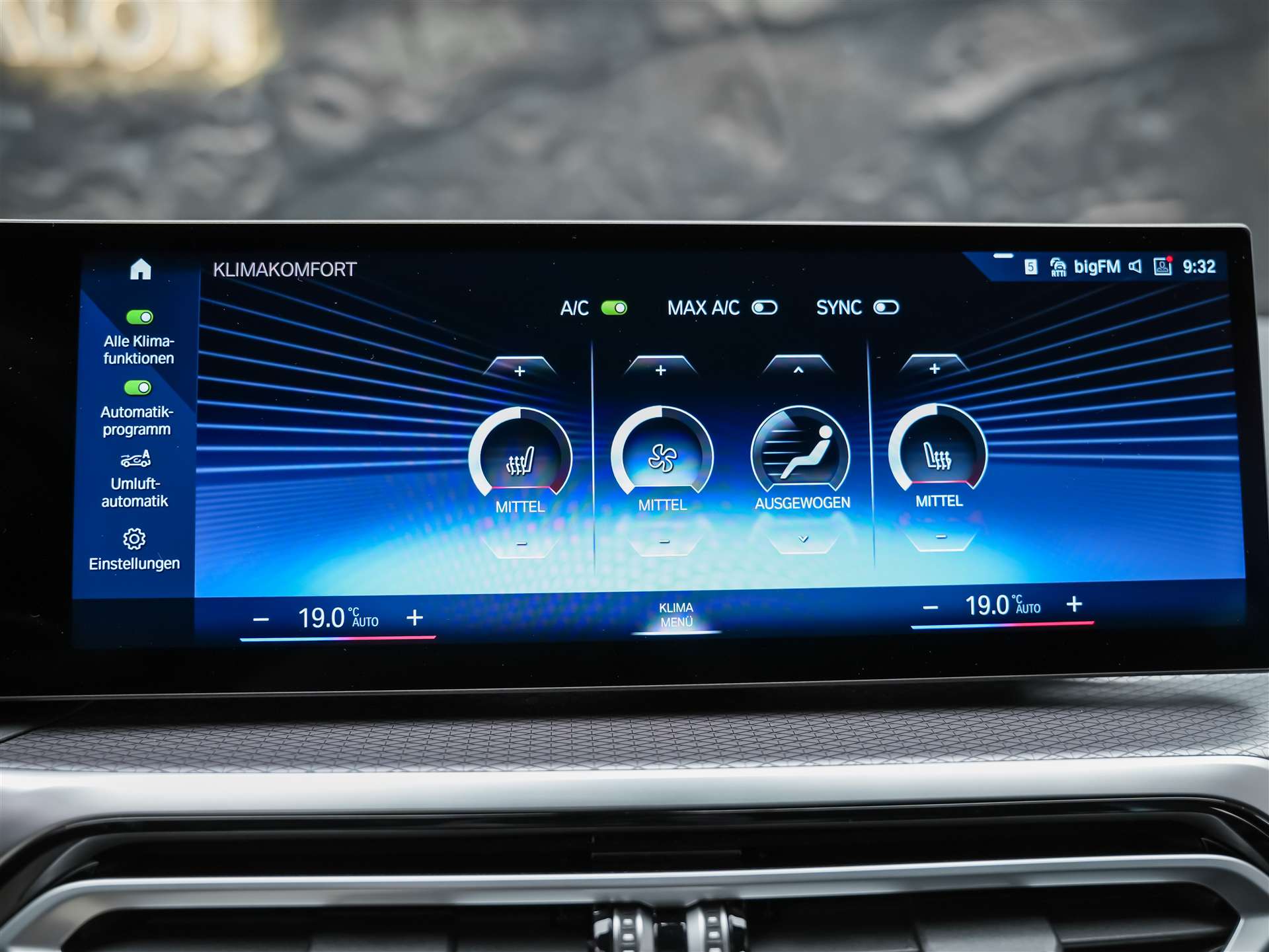 BMW 320d xDrive 48V Steptronic M Sport *360° Kamera*Abstandsregler*Parking Assistant Plus*-image-29