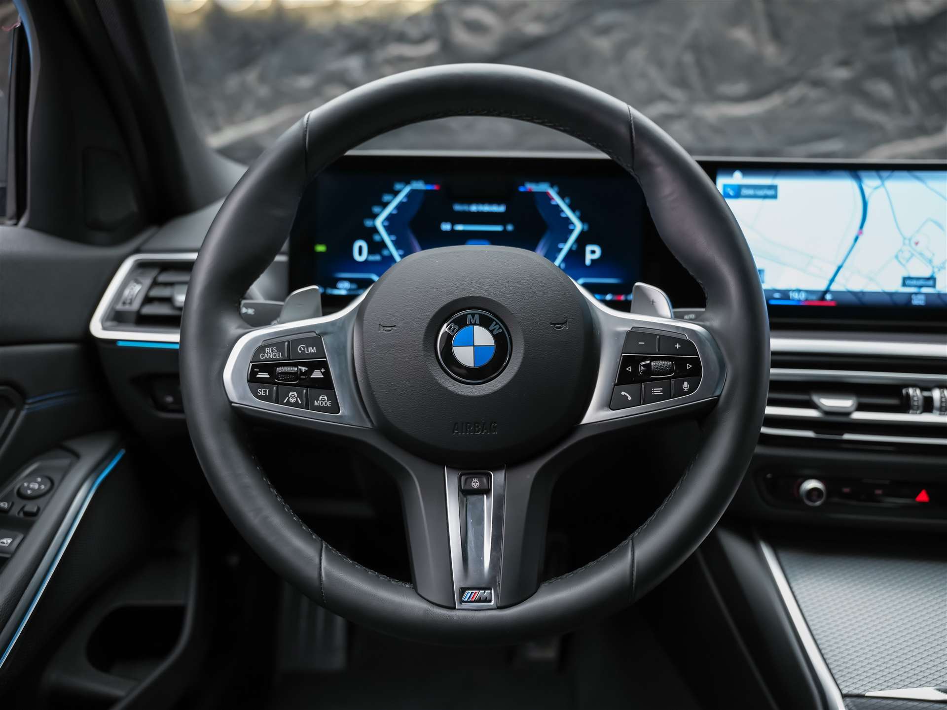 BMW 320d xDrive 48V Steptronic M Sport *360° Kamera*Abstandsregler*Parking Assistant Plus*-image-24