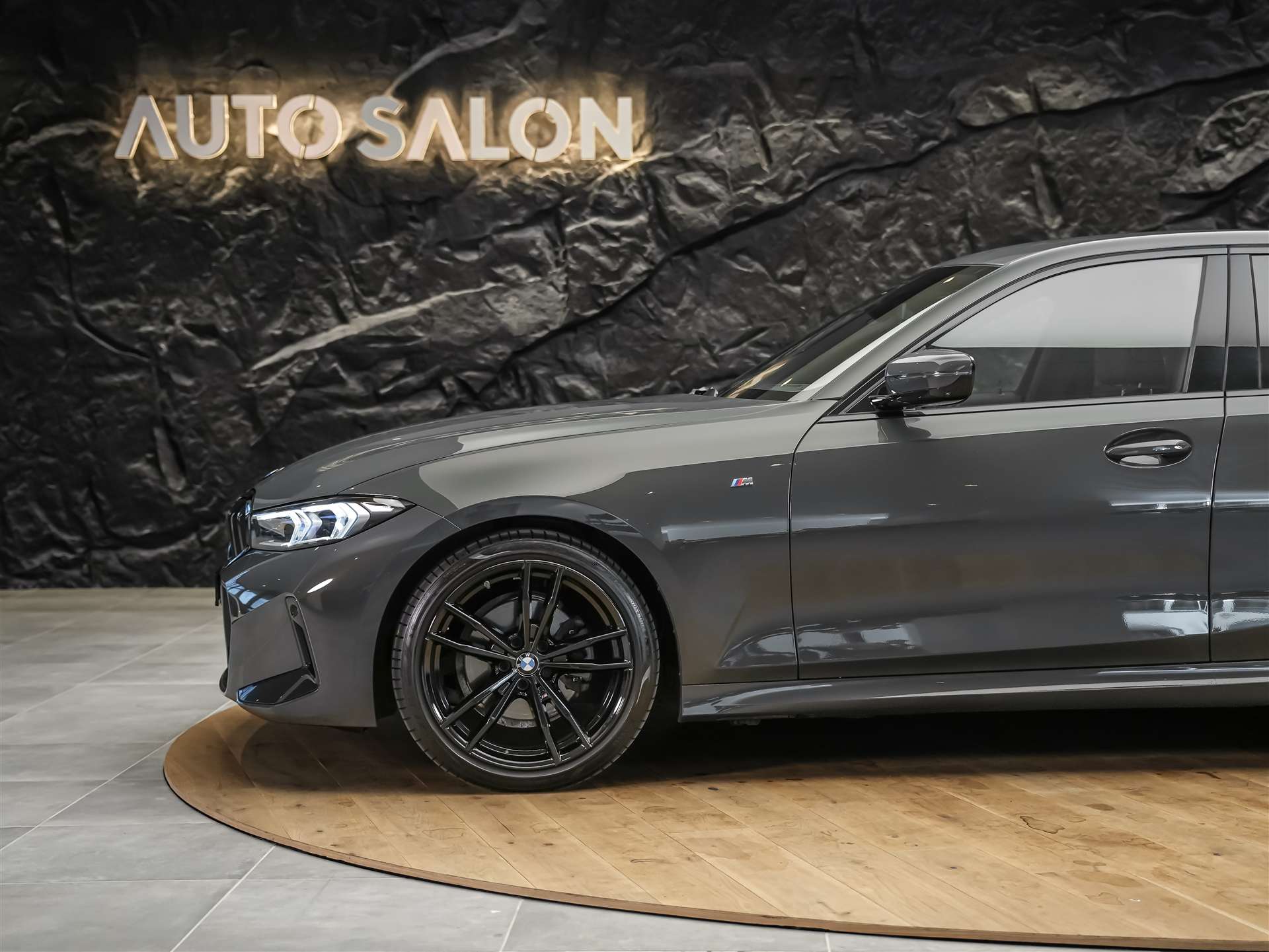 BMW 320d xDrive 48V Steptronic M Sport *360° Kamera*Abstandsregler*Parking Assistant Plus*-image-15