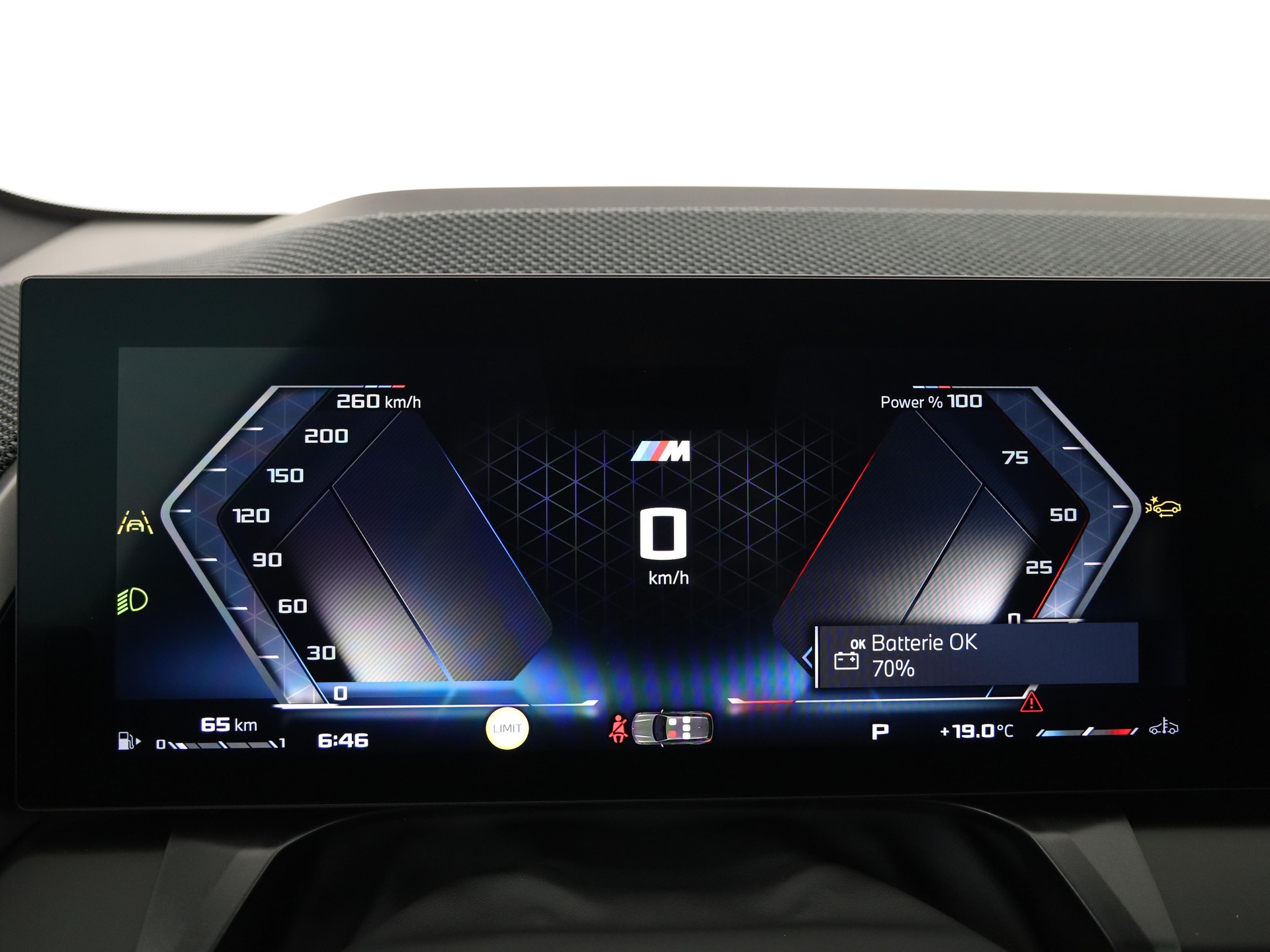 BMW X3 M50i-image-19