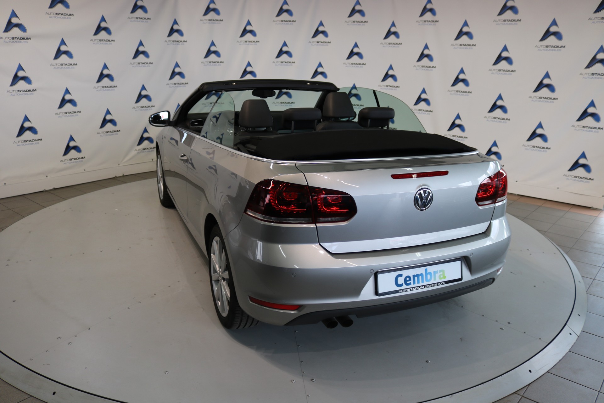 VW Golf Cabrio 1.4 TSI Lounge-image-17