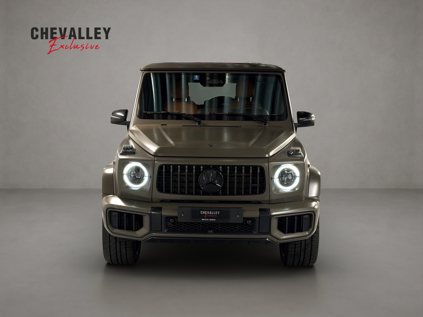 MERCEDES-BENZ G 63 AMG 9G-Tronic-showroom-element-1