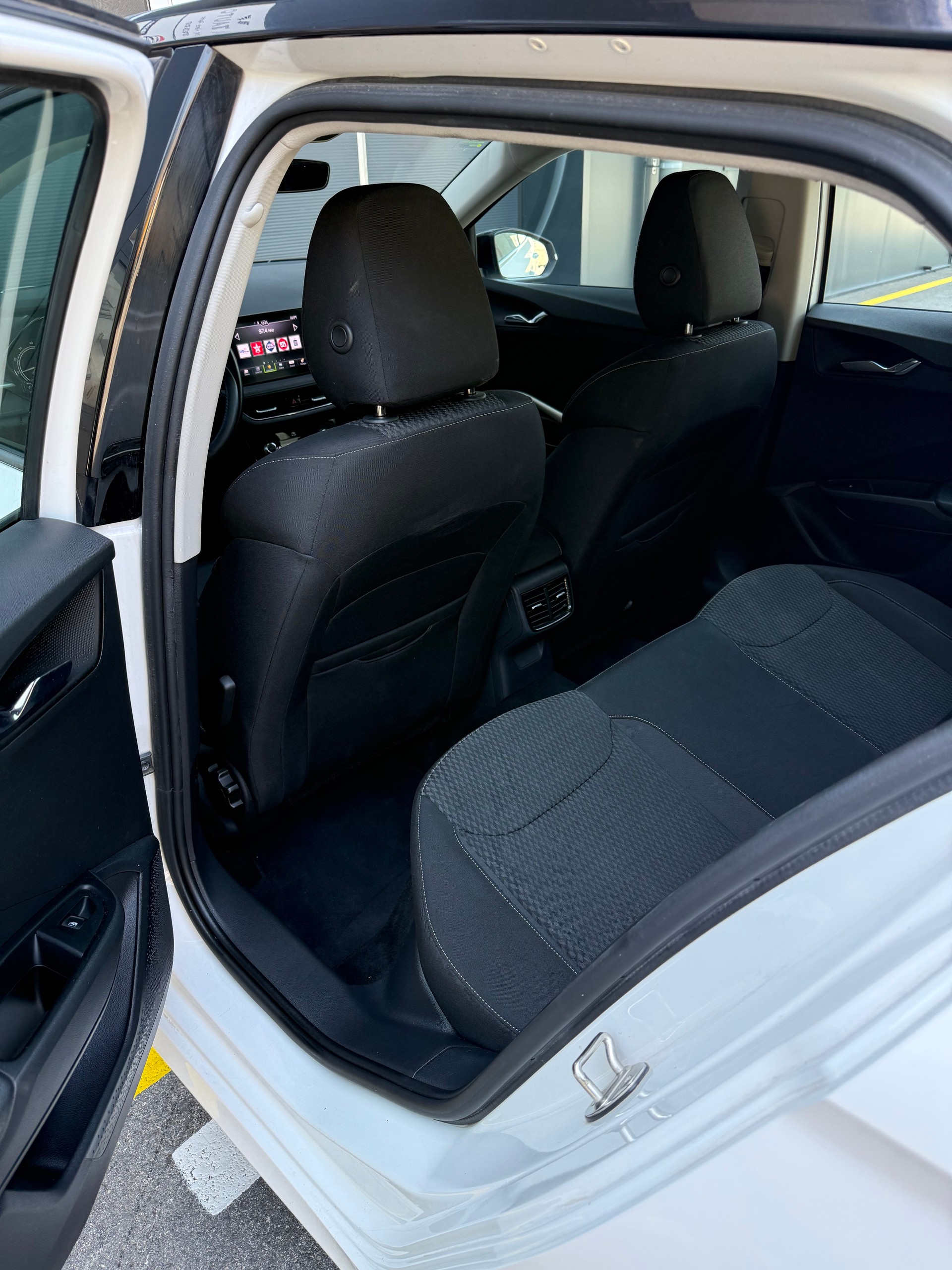 SKODA Fabia 1.0 TSI Style DSG-image-8