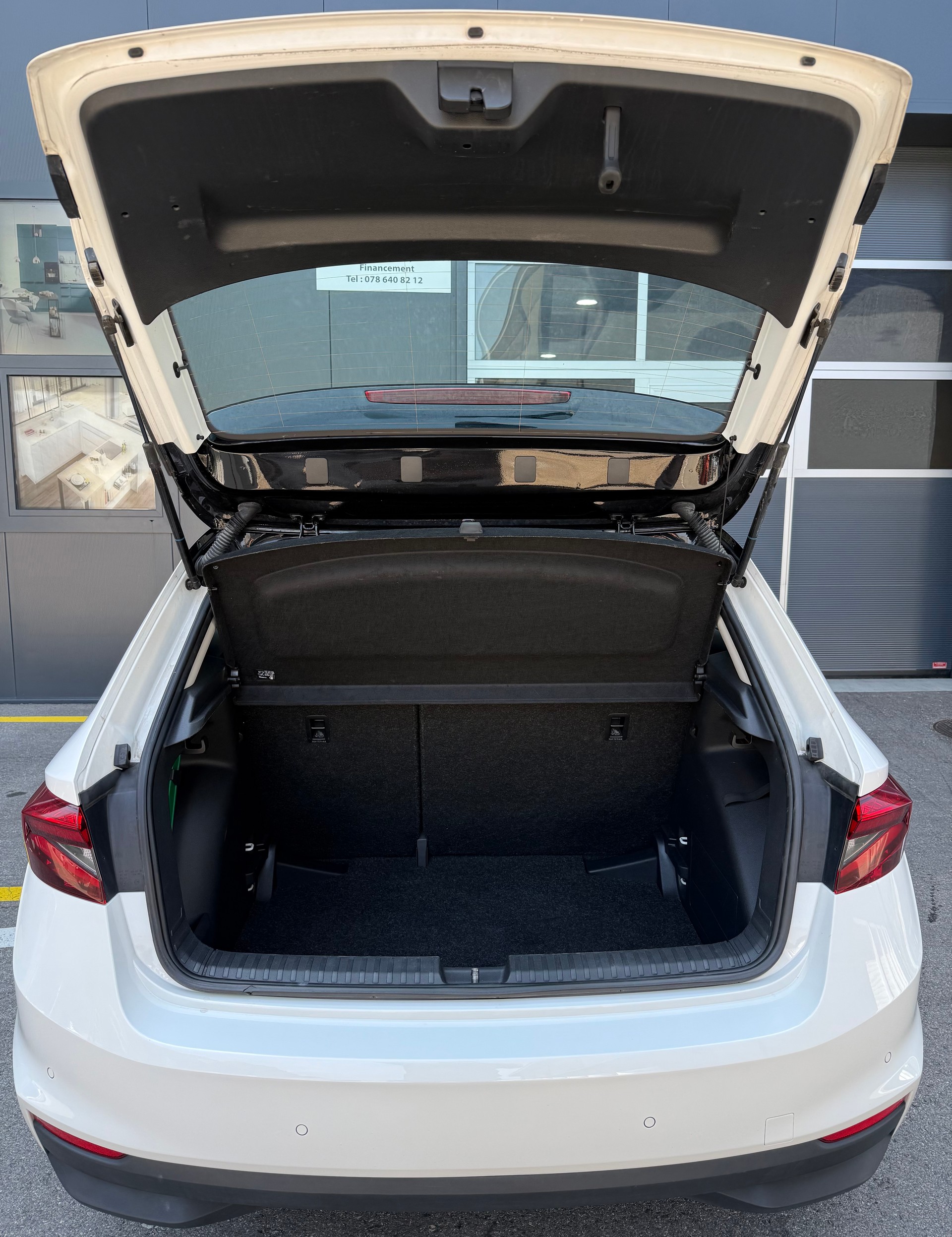 SKODA Fabia 1.0 TSI Style DSG-image-7
