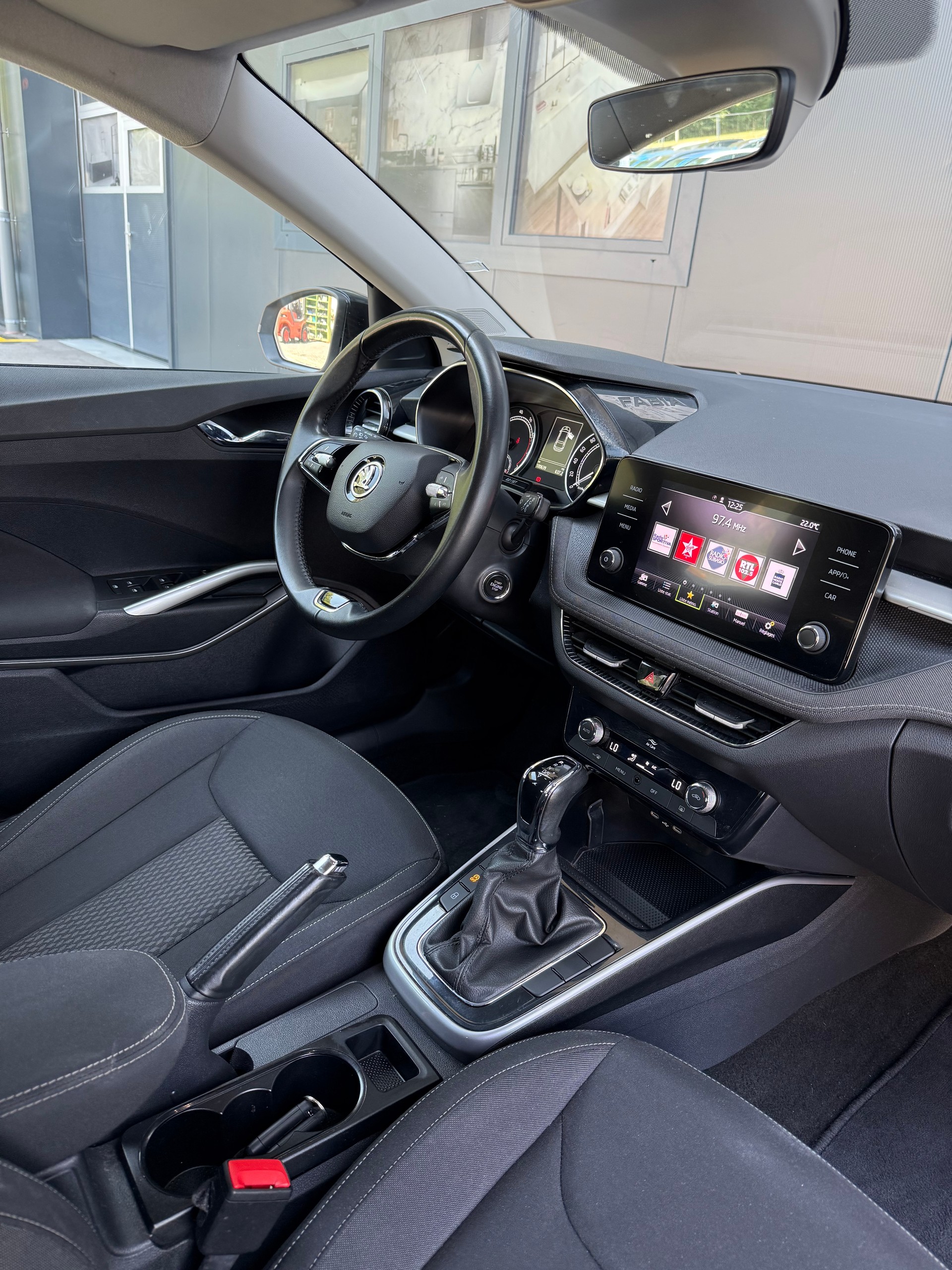 SKODA Fabia 1.0 TSI Style DSG-image-11
