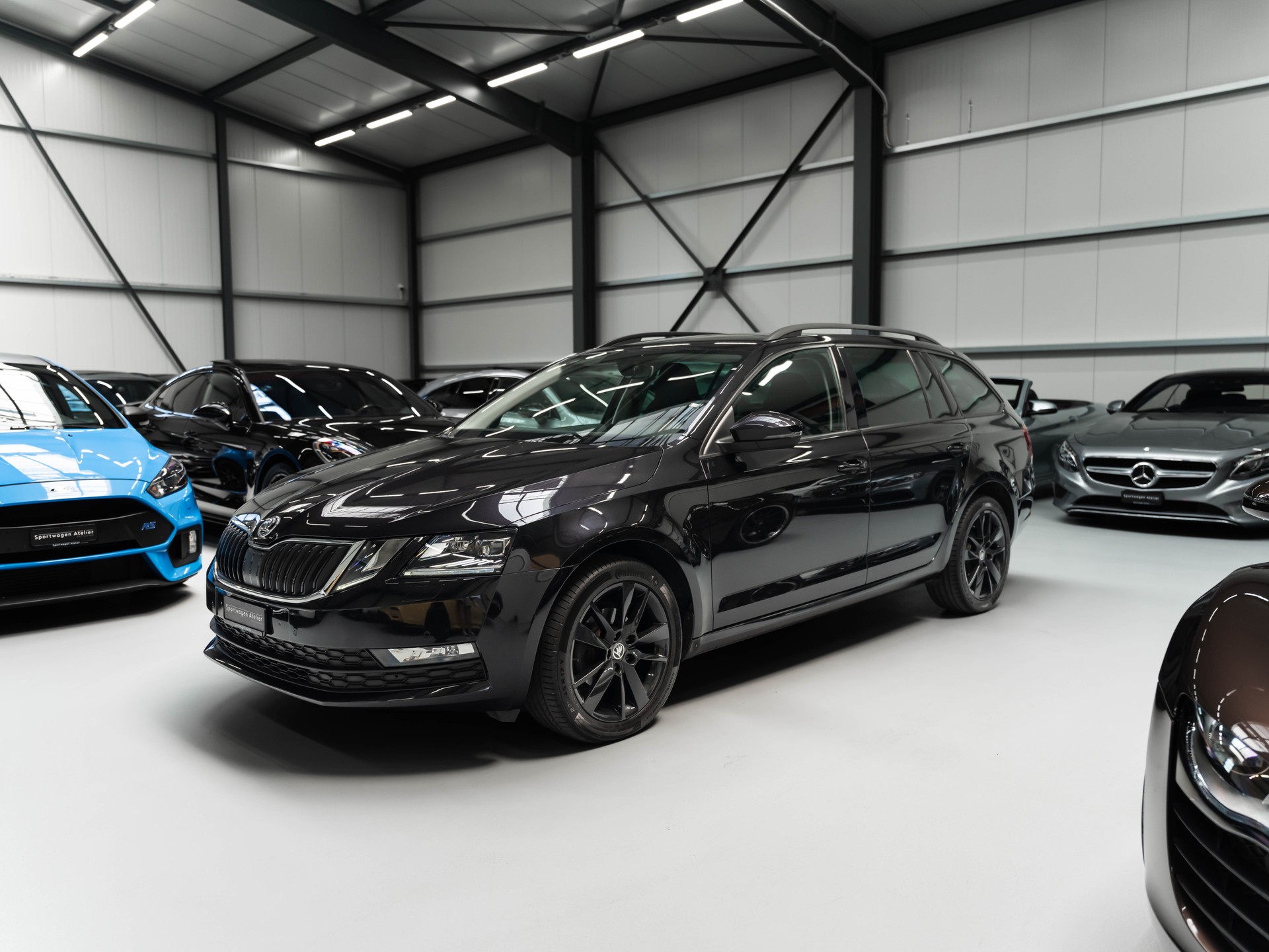 SKODA Octavia Combi 1.6 TDI Ambition DSG
