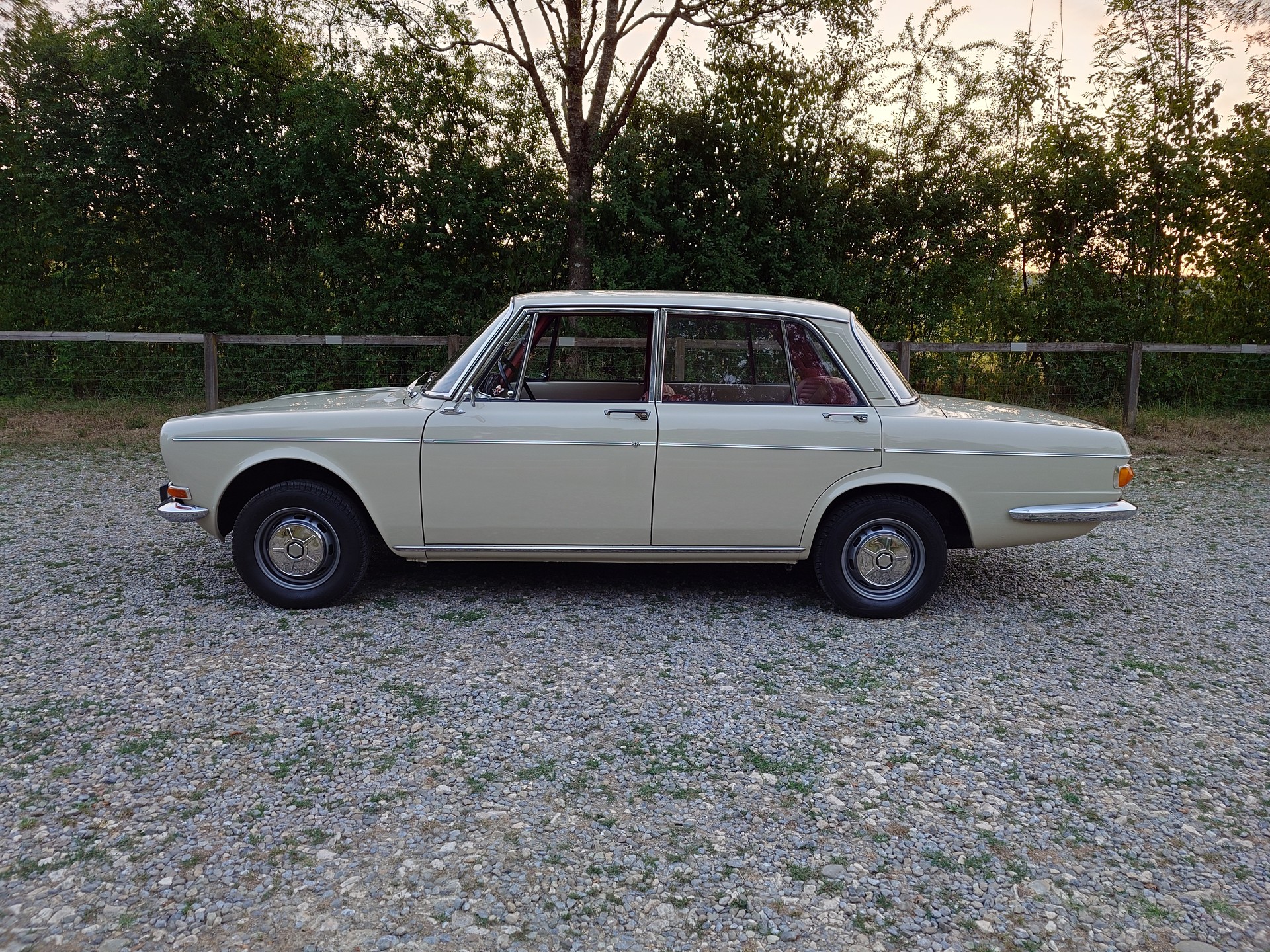 SIMCA 1301 Spezial