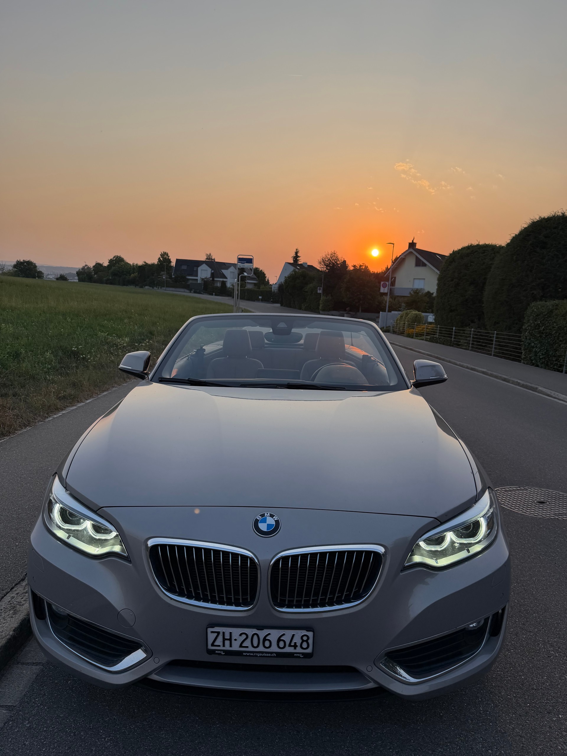 BMW 220i
