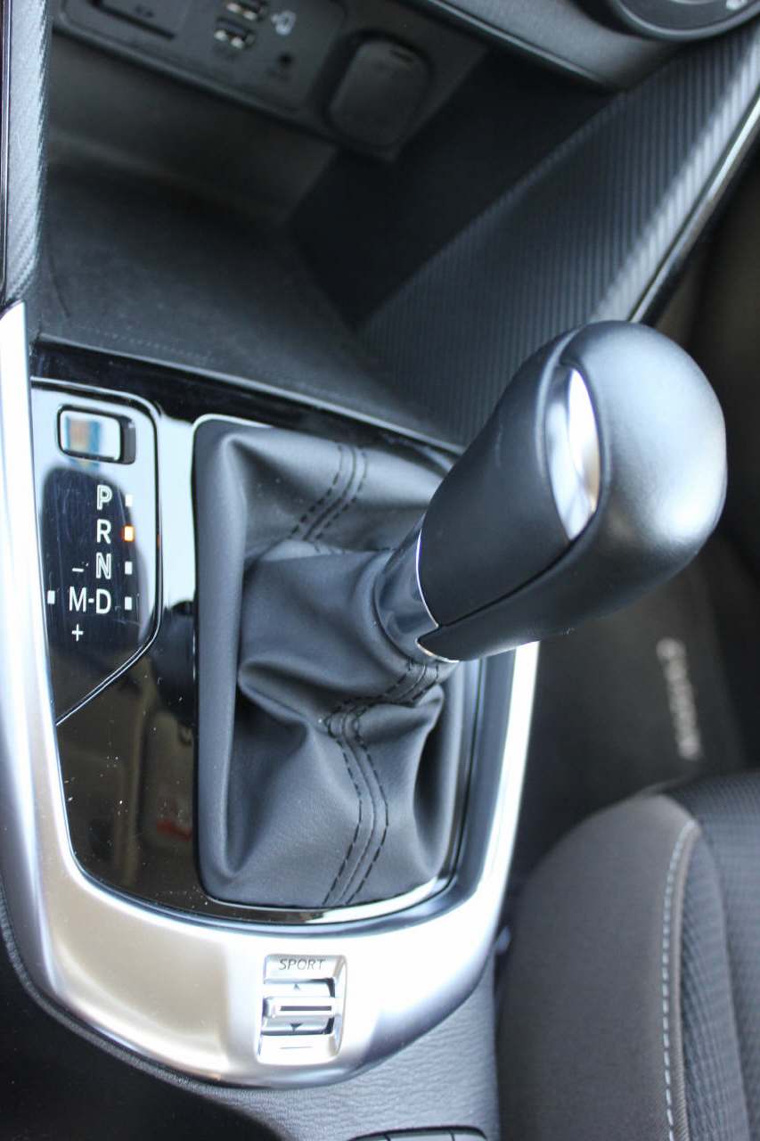 MAZDA 2 1.5 90 Ambition Plus Automat-image-12