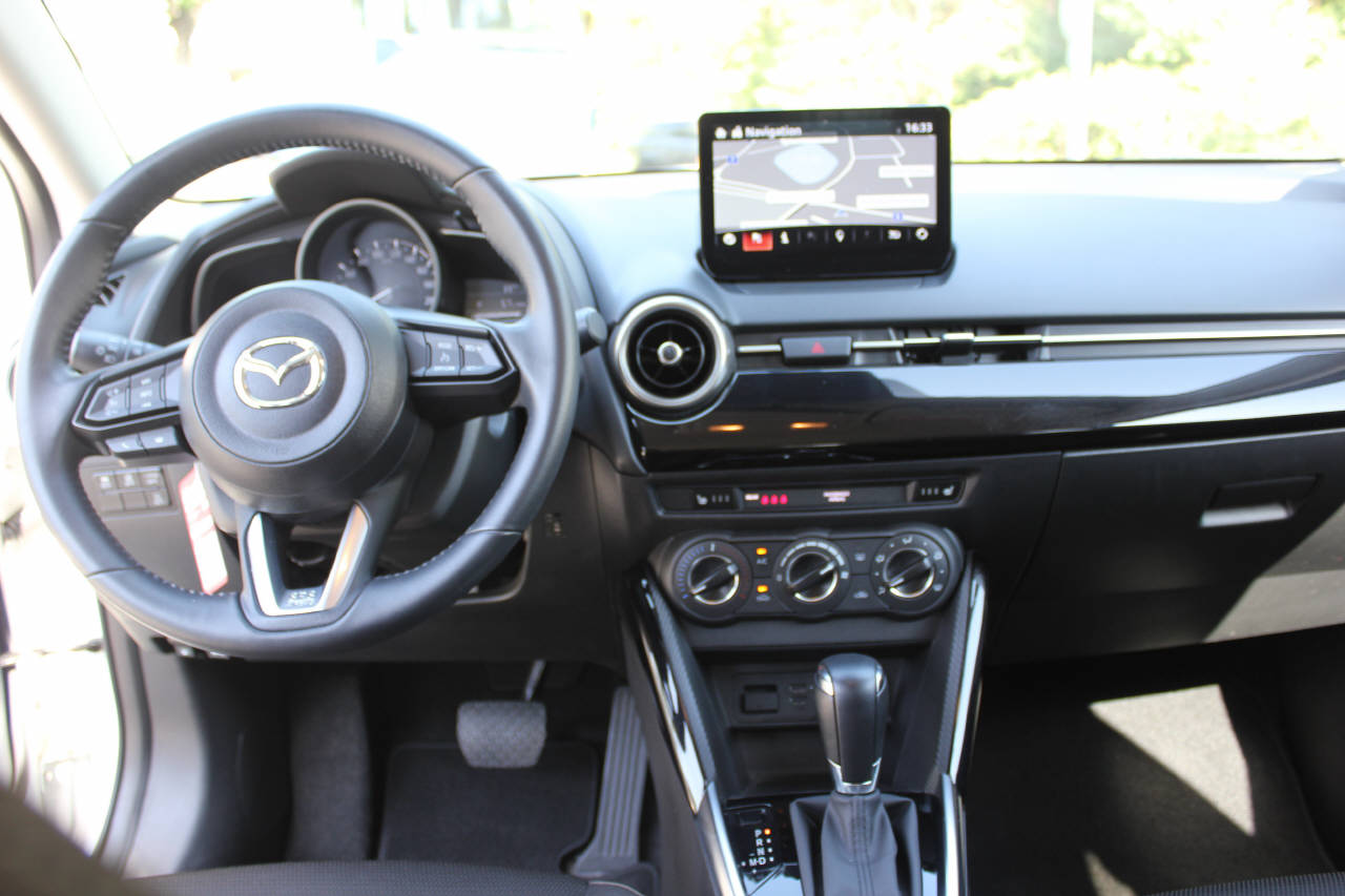 MAZDA 2 1.5 90 Ambition Plus Automat-image-6