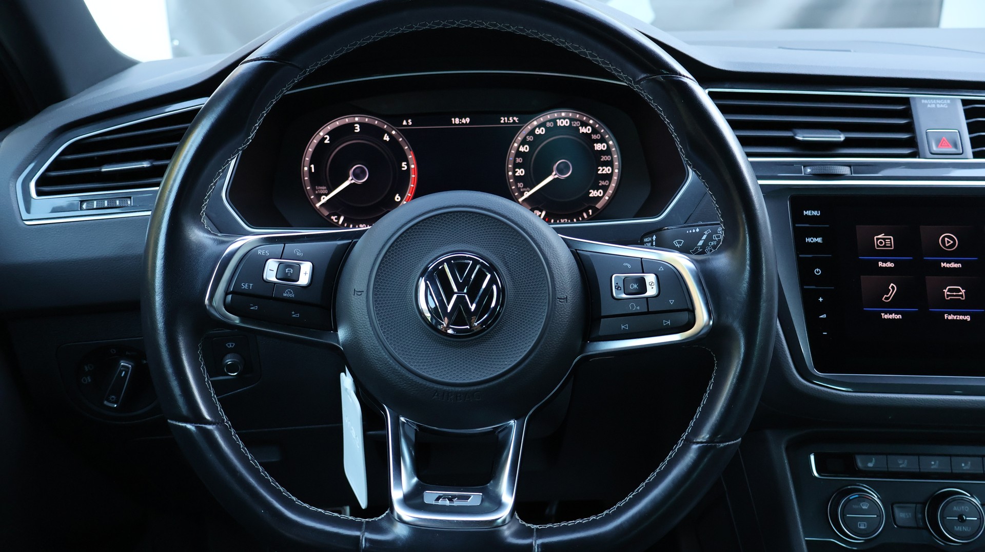 VW Tiguan 2.0 TDI SCR Highline4Motion DSG-image-14