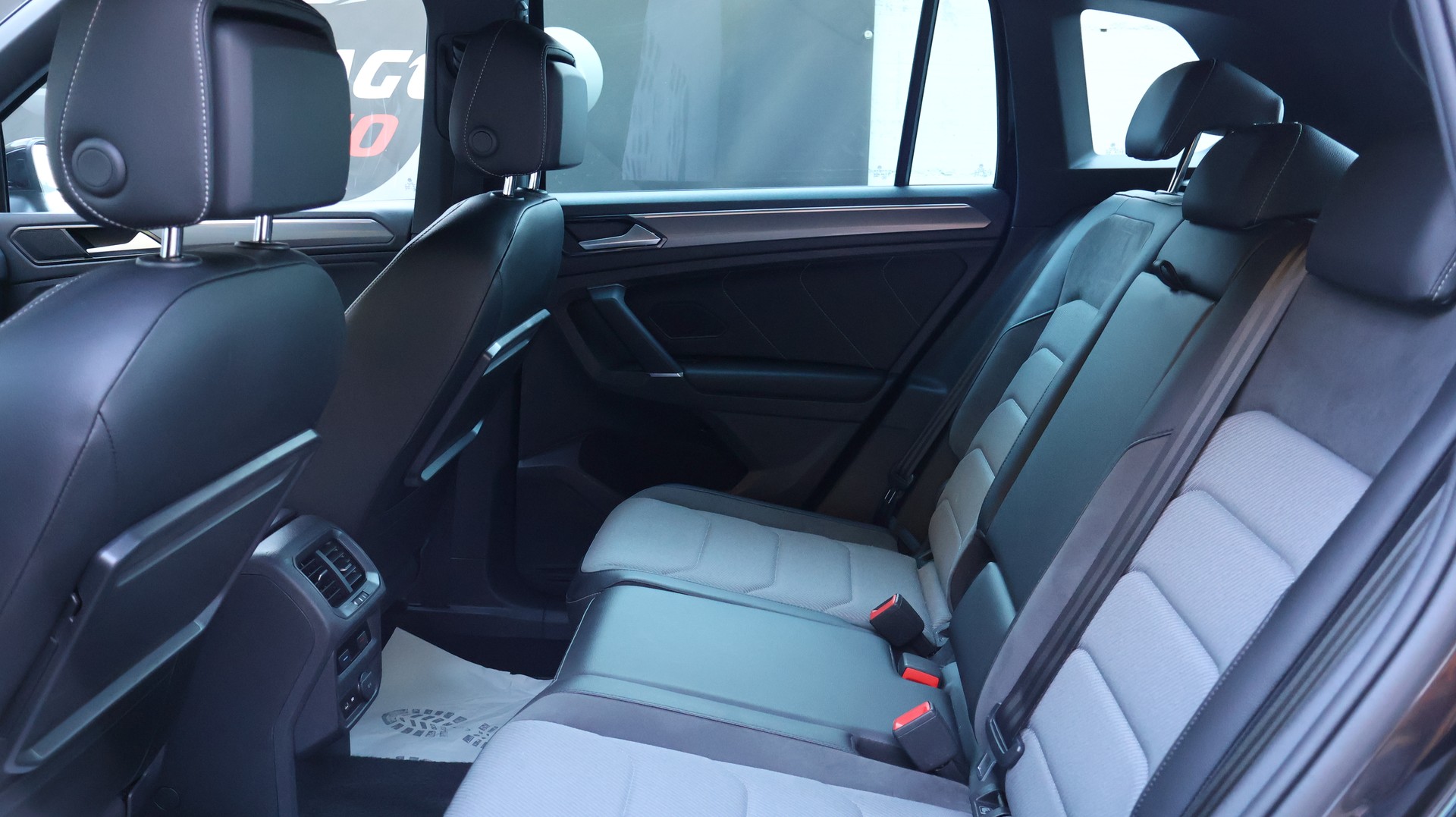 VW Tiguan 2.0 TDI SCR Highline4Motion DSG-image-22