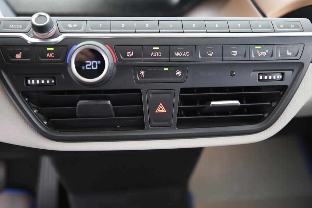 BMW i3 120 Ah-image-9