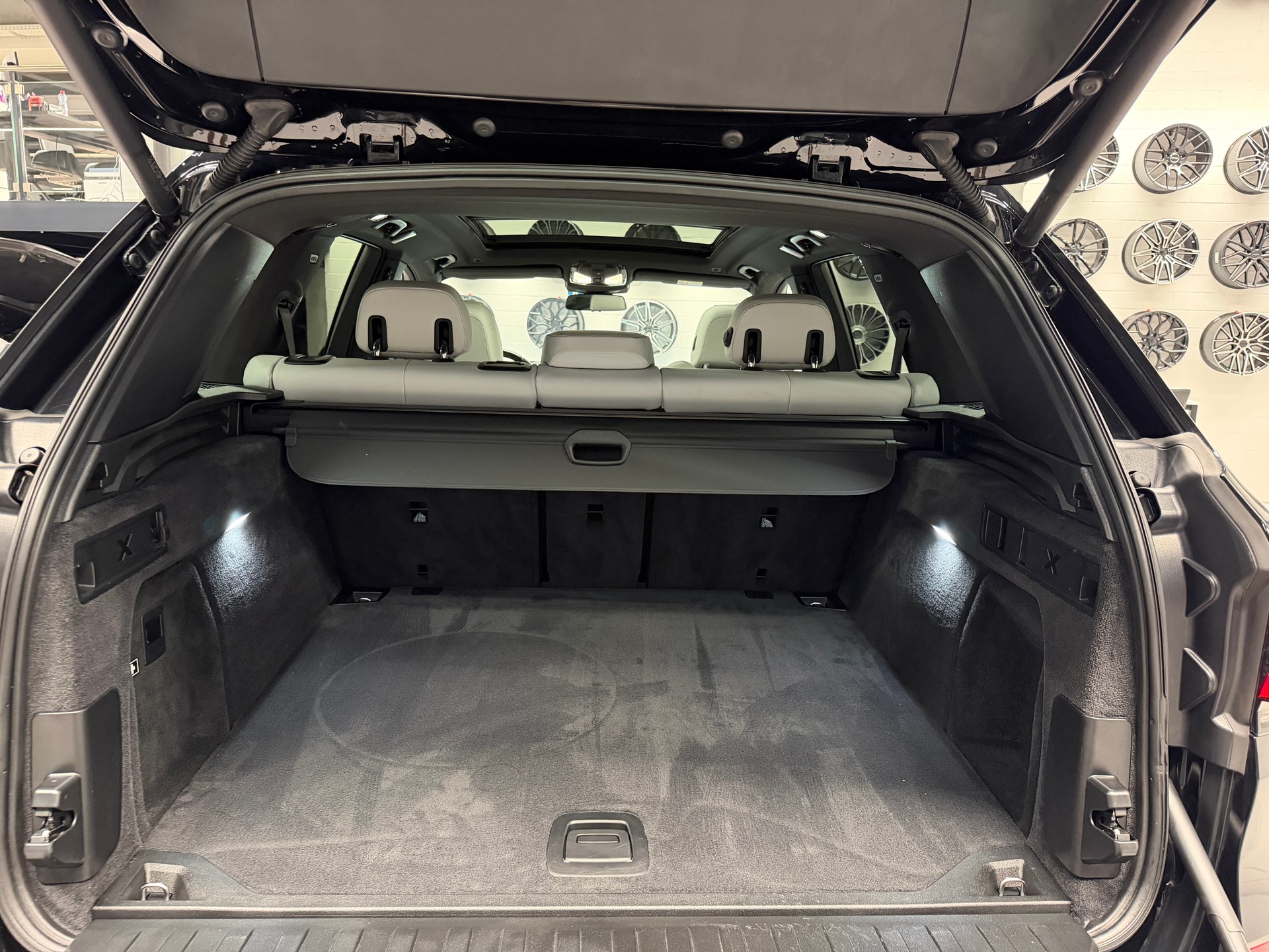 BMW X5 30d xDrive SAG *M Sport*CH-Auto*Facelift*Panorama-Glasdach*Garantie*BMW Servicegepflegt*-image-31