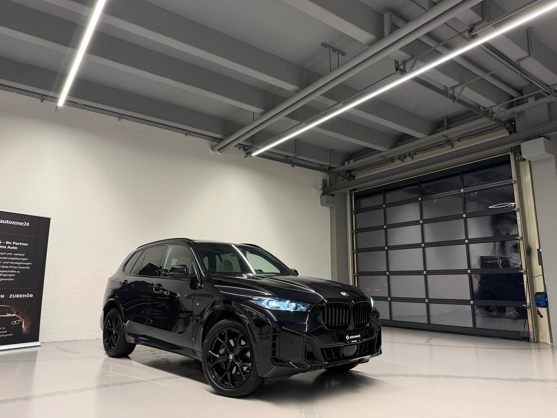 BMW X5 30d xDrive SAG *M Sport*CH-Auto*Facelift*Panorama-Glasdach*Garantie*BMW Servicegepflegt*-showroom-element-1