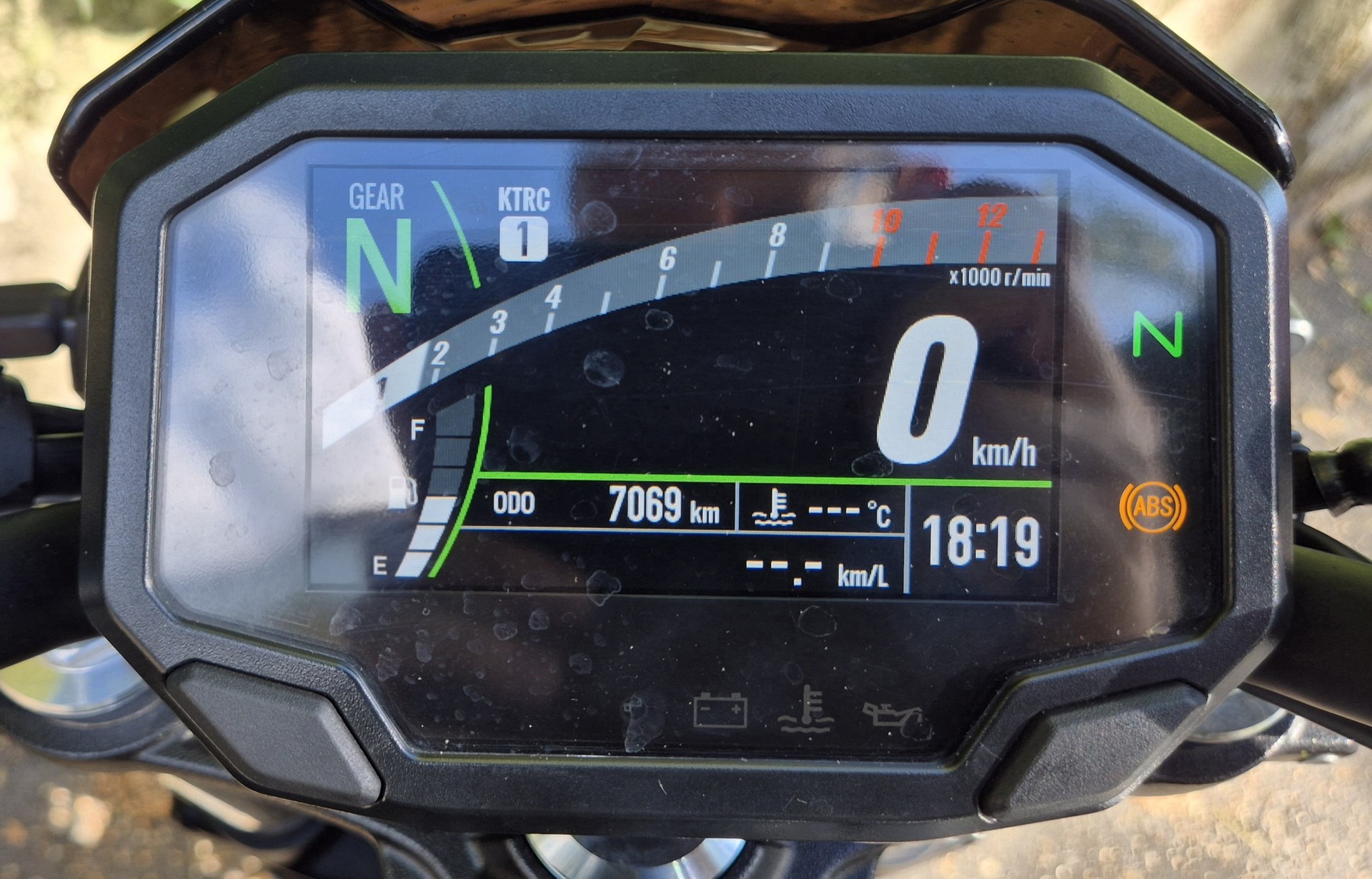 KAWASAKI Z 650 (35kW)-image-14