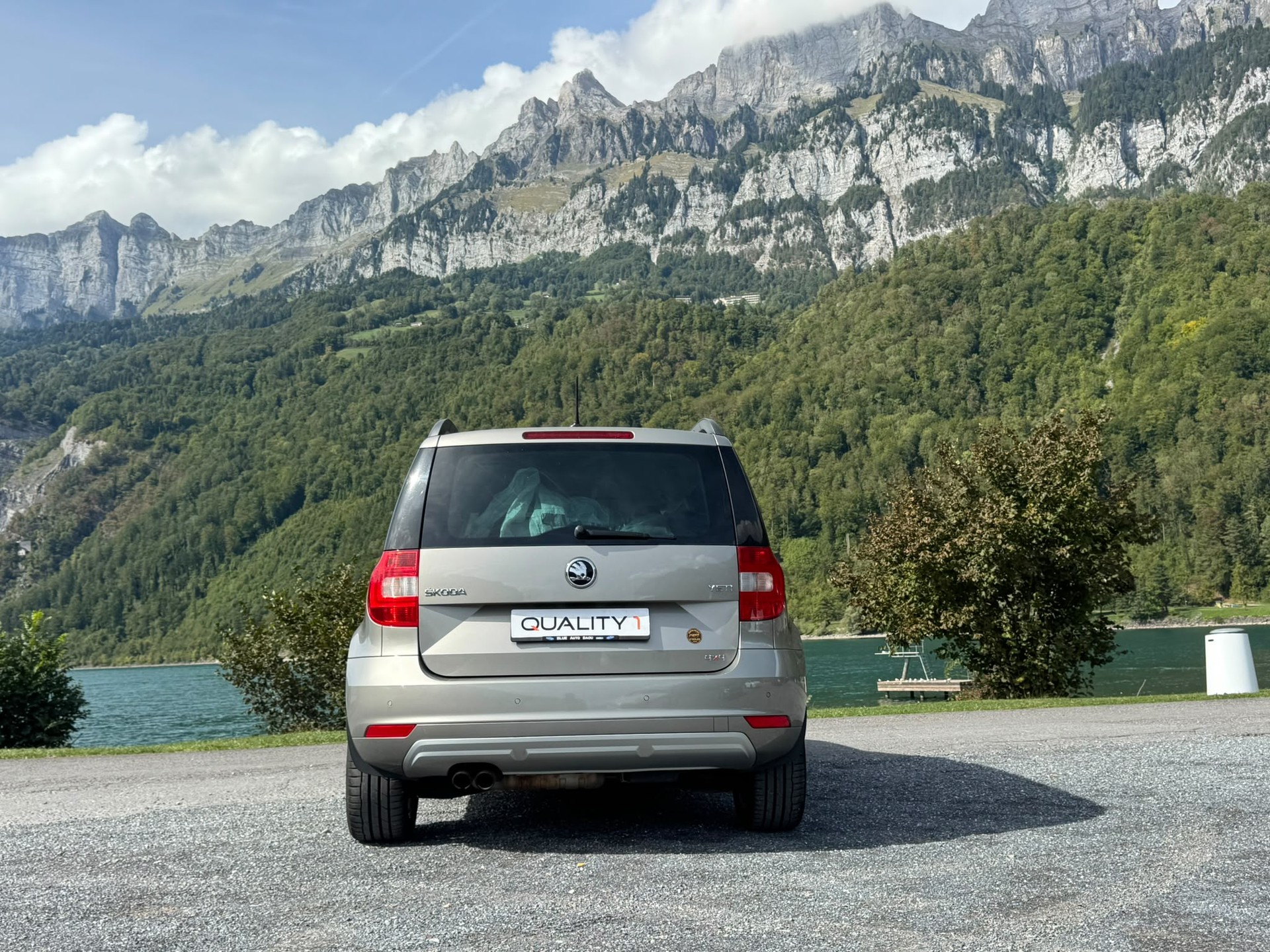 SKODA Yeti 2.0 TDI Elegance Outdoor 4x4 DSG-image-7
