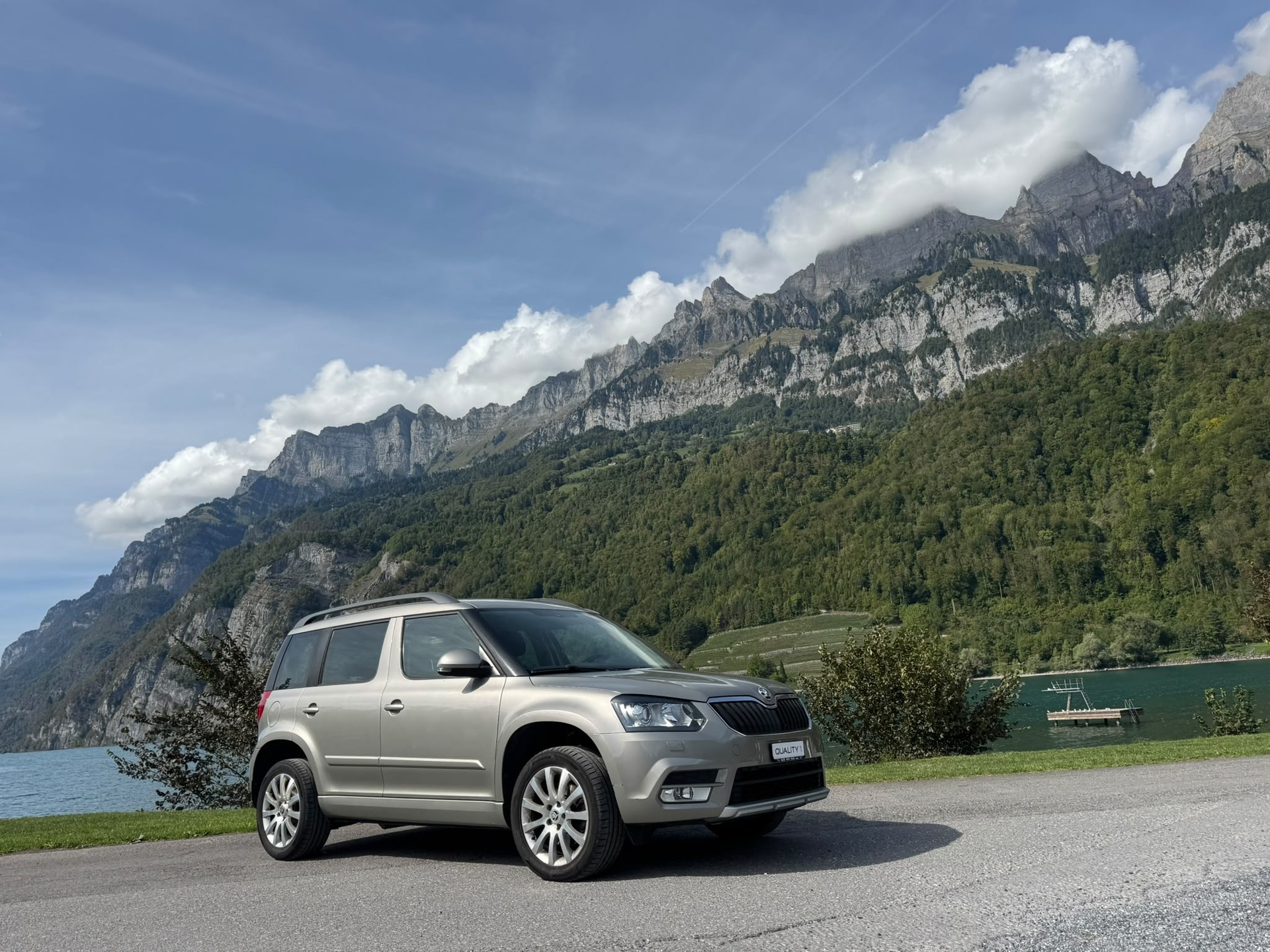 SKODA Yeti 2.0 TDI Elegance Outdoor 4x4 DSG-showroom-element-1