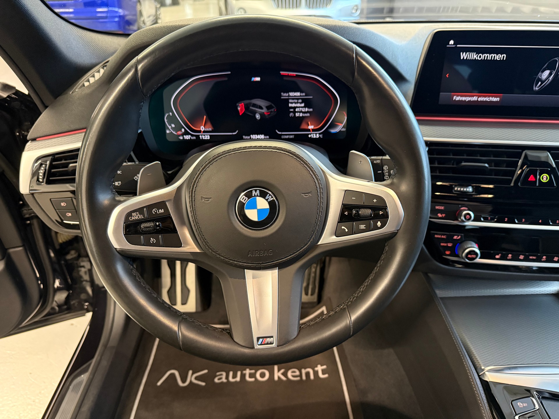 BMW 540i xDrive Touring M Sportpaket Steptronic-image-9