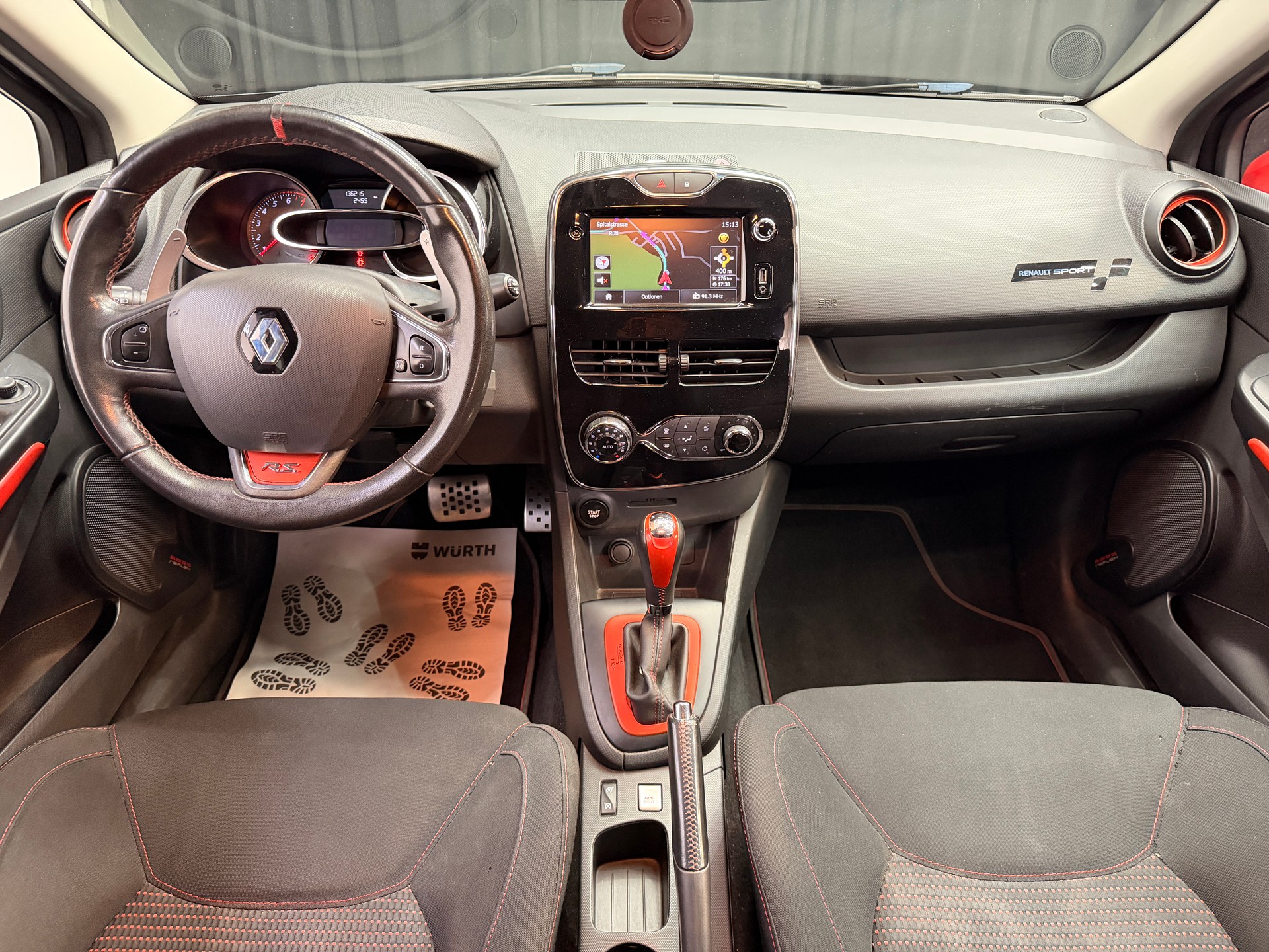 RENAULT Clio 1.6 T RS 200 EDC-image-5