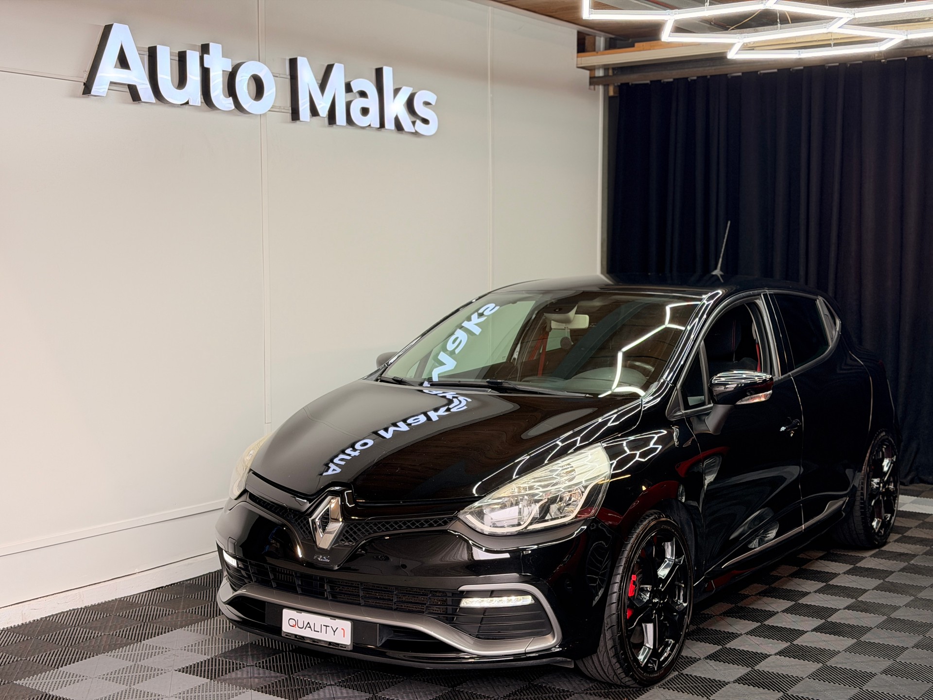 RENAULT Clio 1.6 T RS 200 EDC