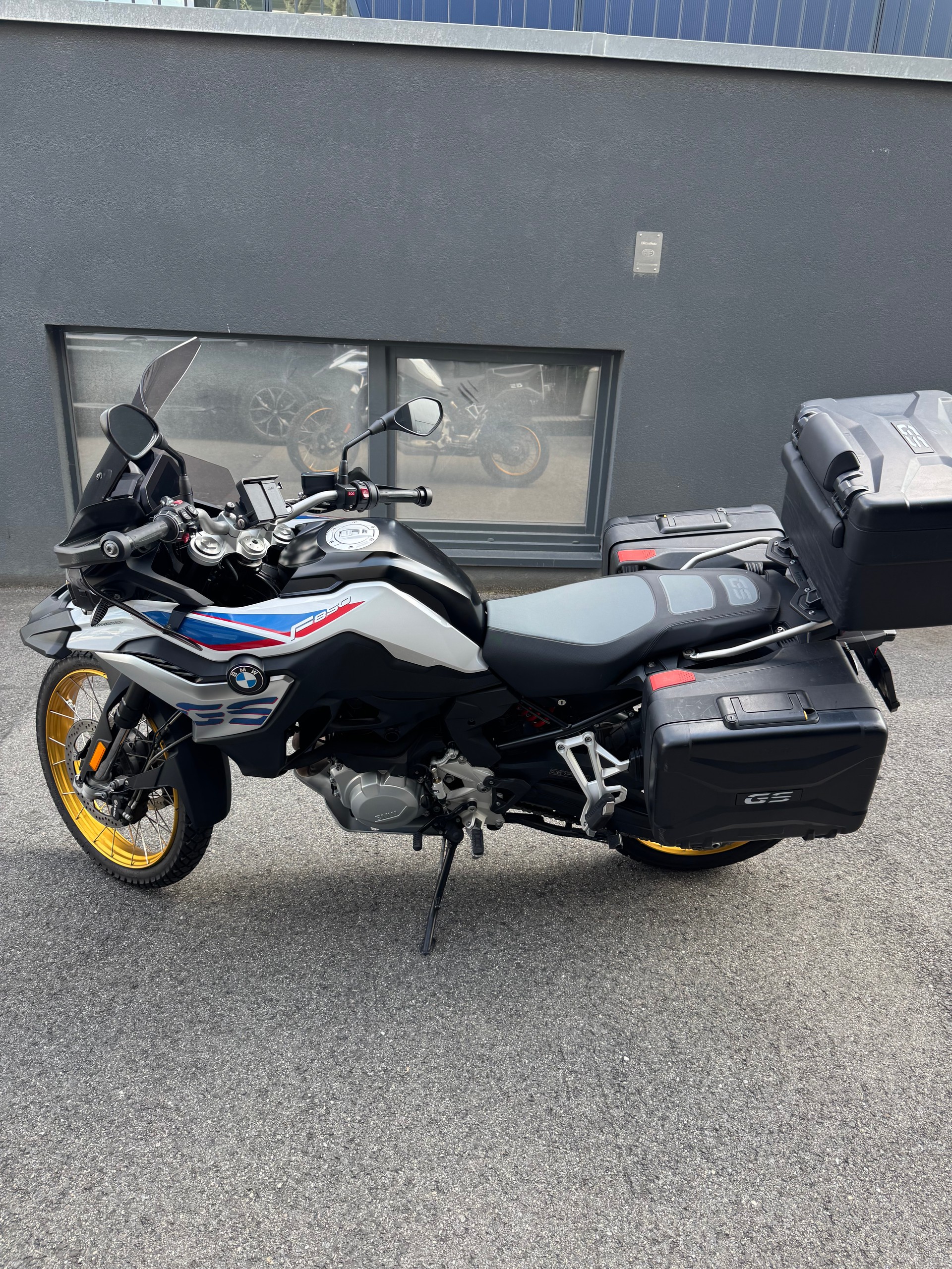 BMW F 850 GS ABS (35kW)-image-0