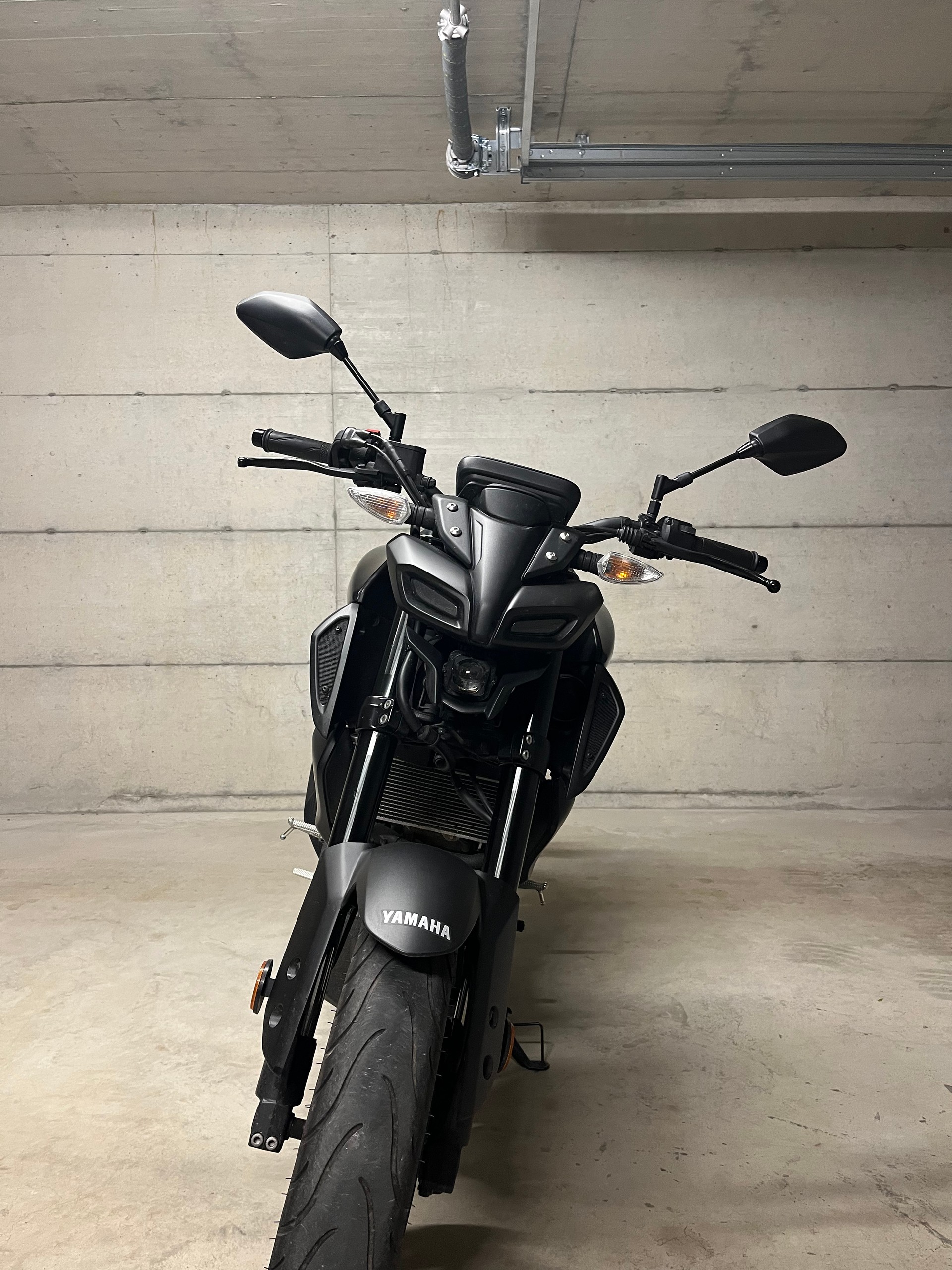 YAMAHA MT-125 ABS-image-2