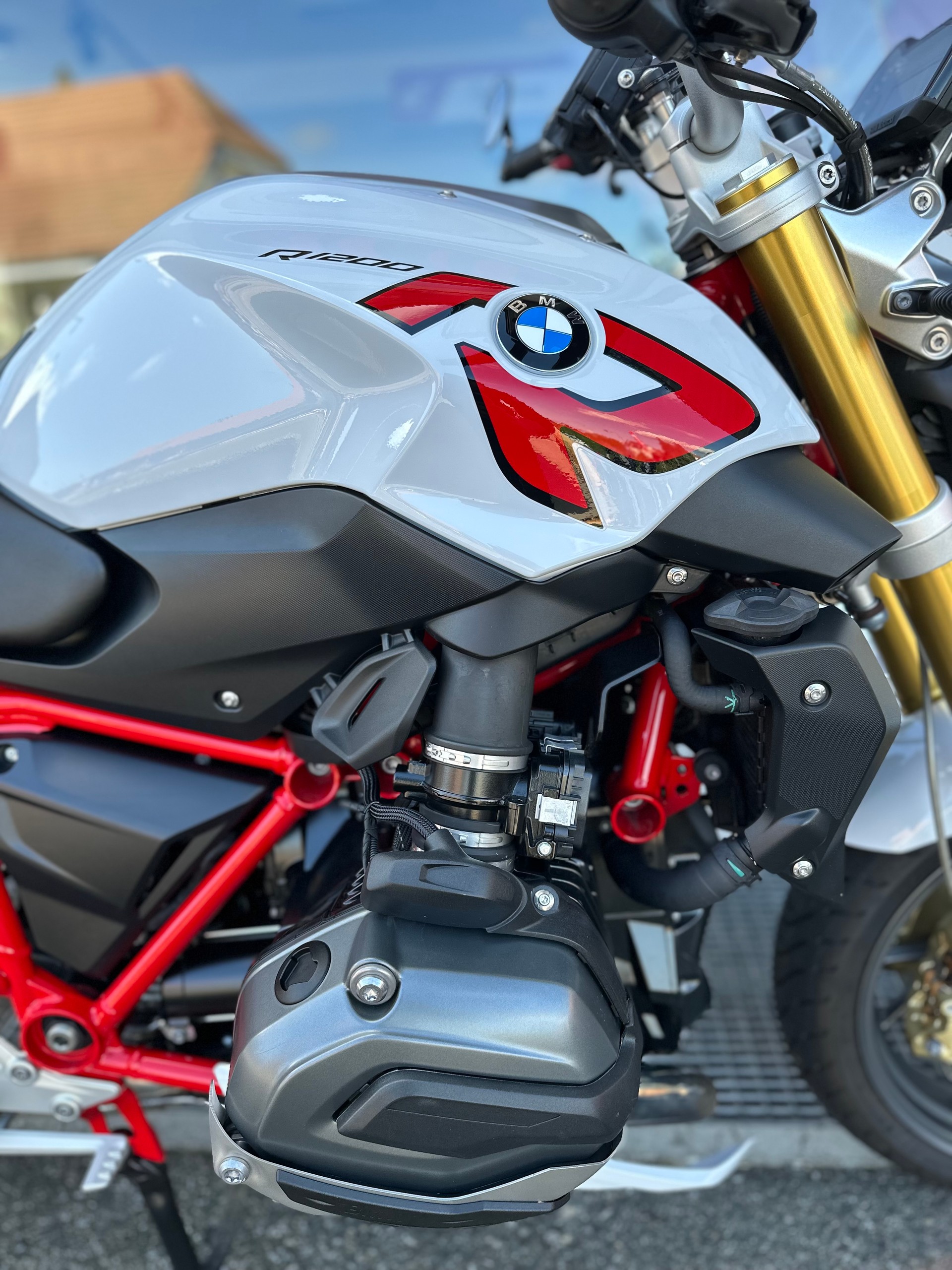 BMW R 1200 R ABS-image-6