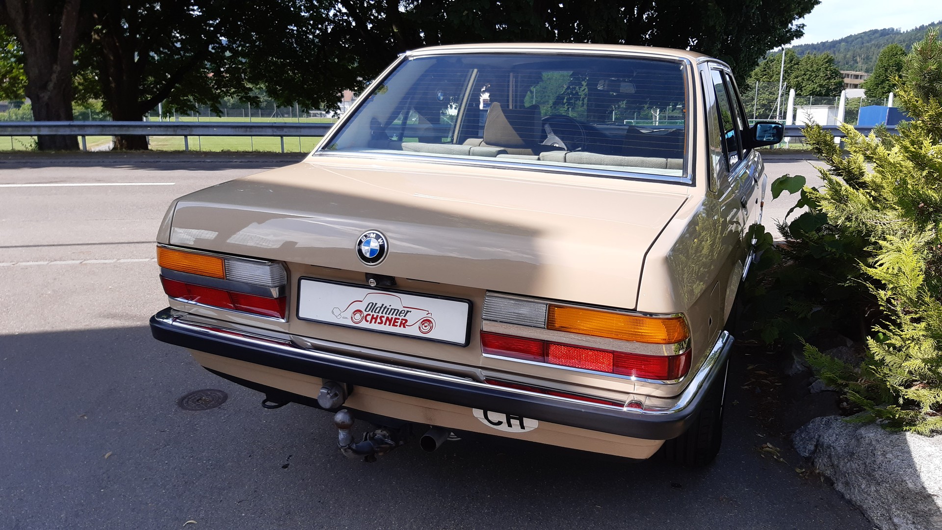 BMW 525-image-6
