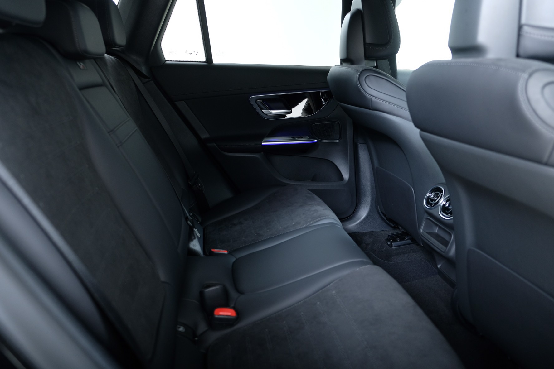 MERCEDES-BENZ GLC 200 4Matic 9G-Tronic-image-8