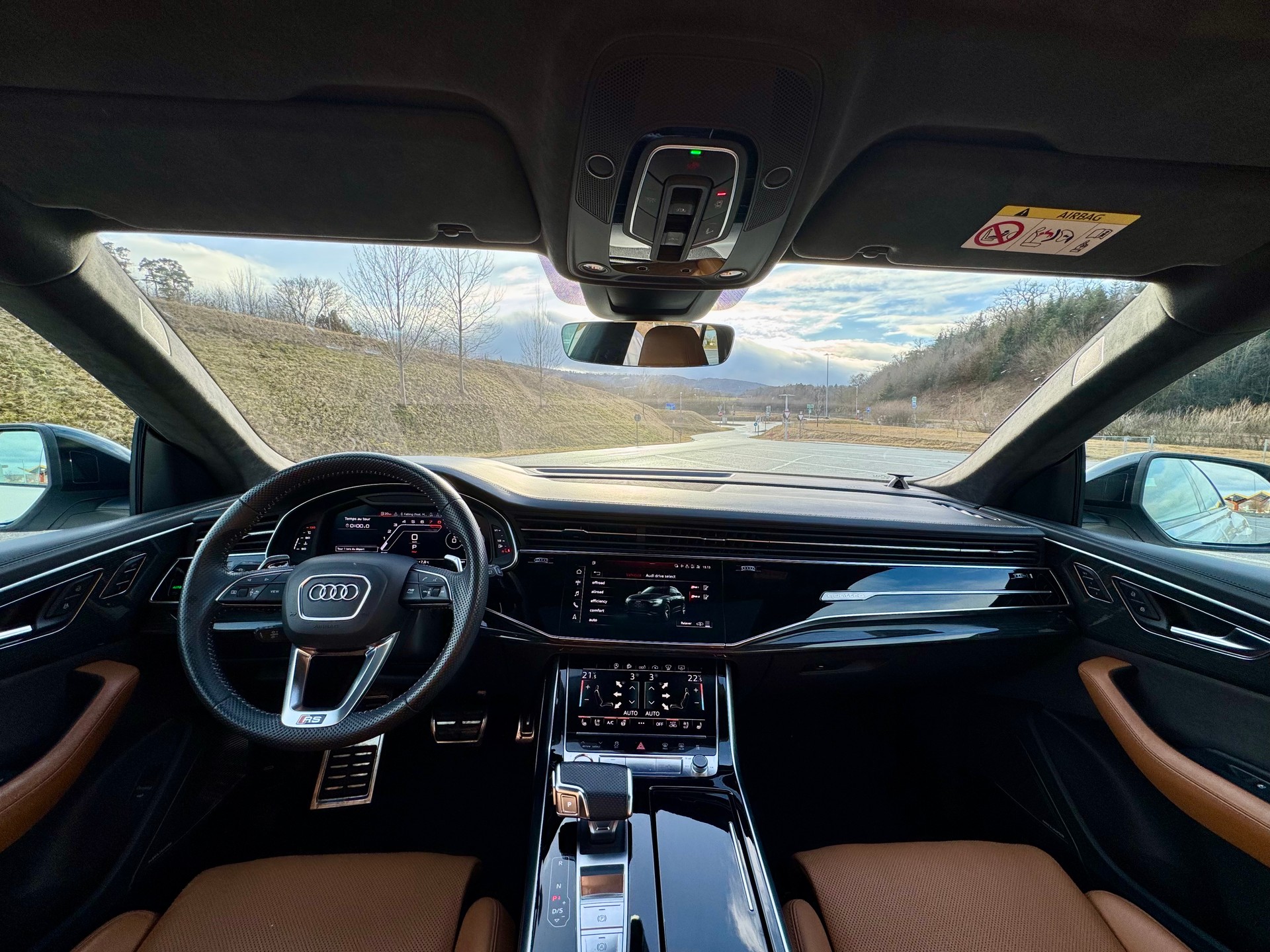 AUDI RSQ8 quattro tiptronic-image-8