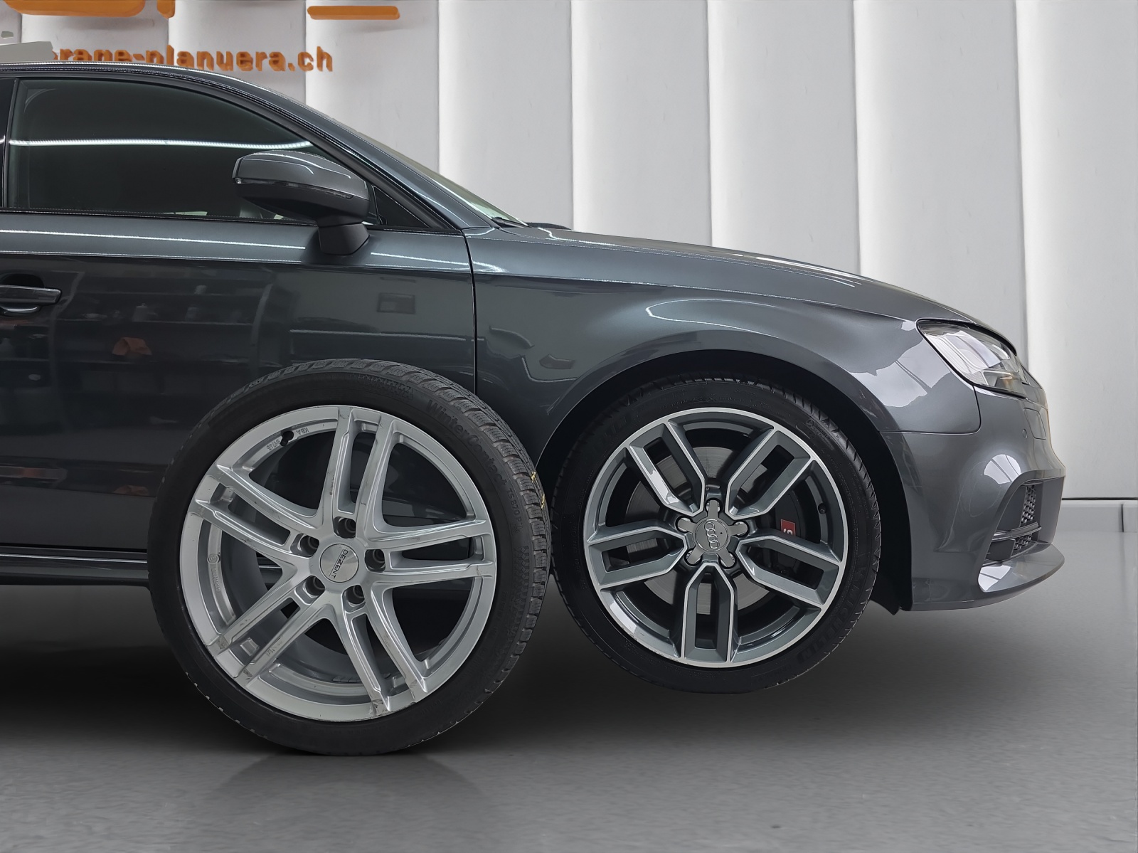 AUDI S3 Sportback 2.0 T FSI quattro S-Tronic-image-15