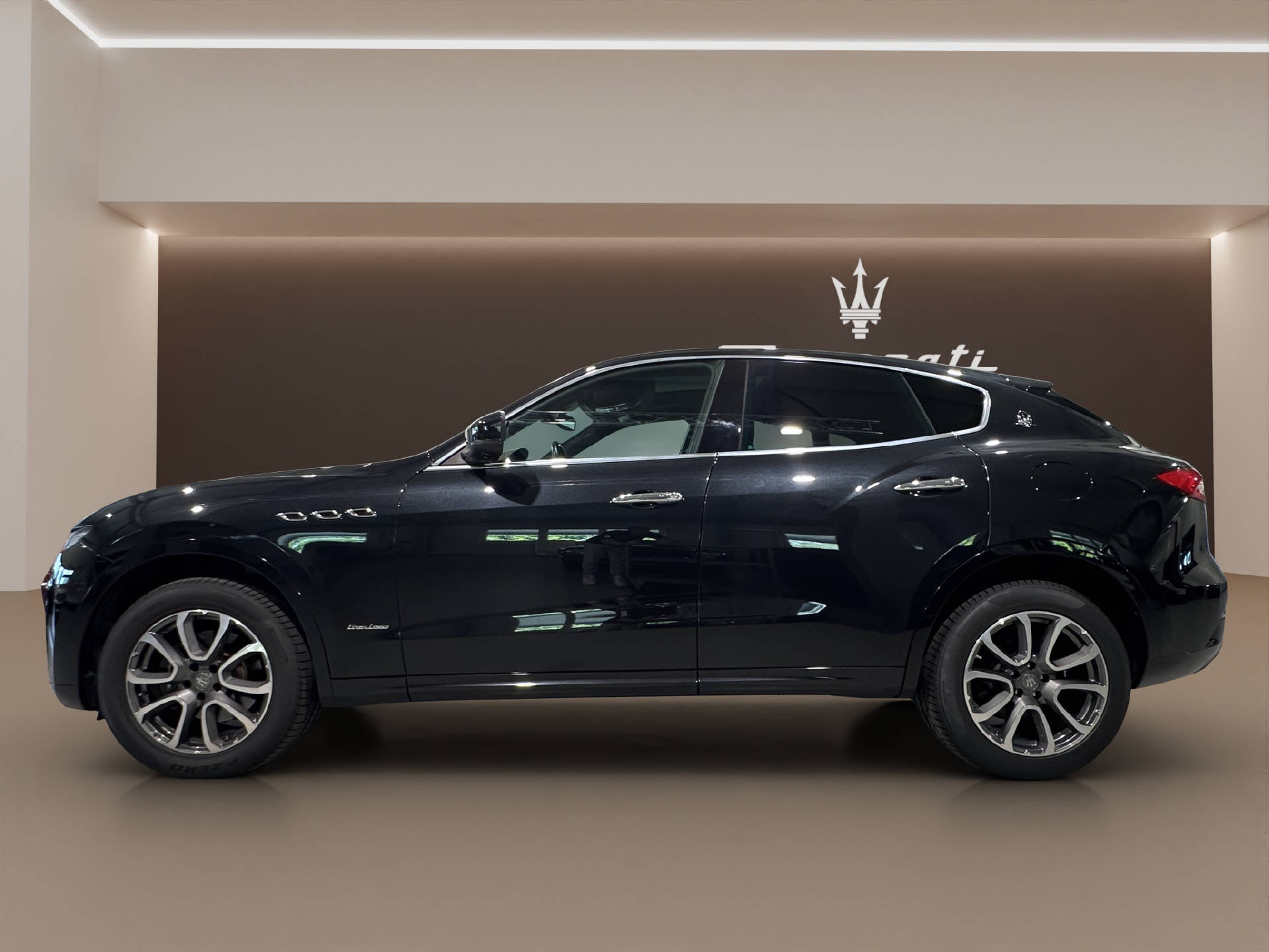 MASERATI Levante 3.0 V6 D-image-7